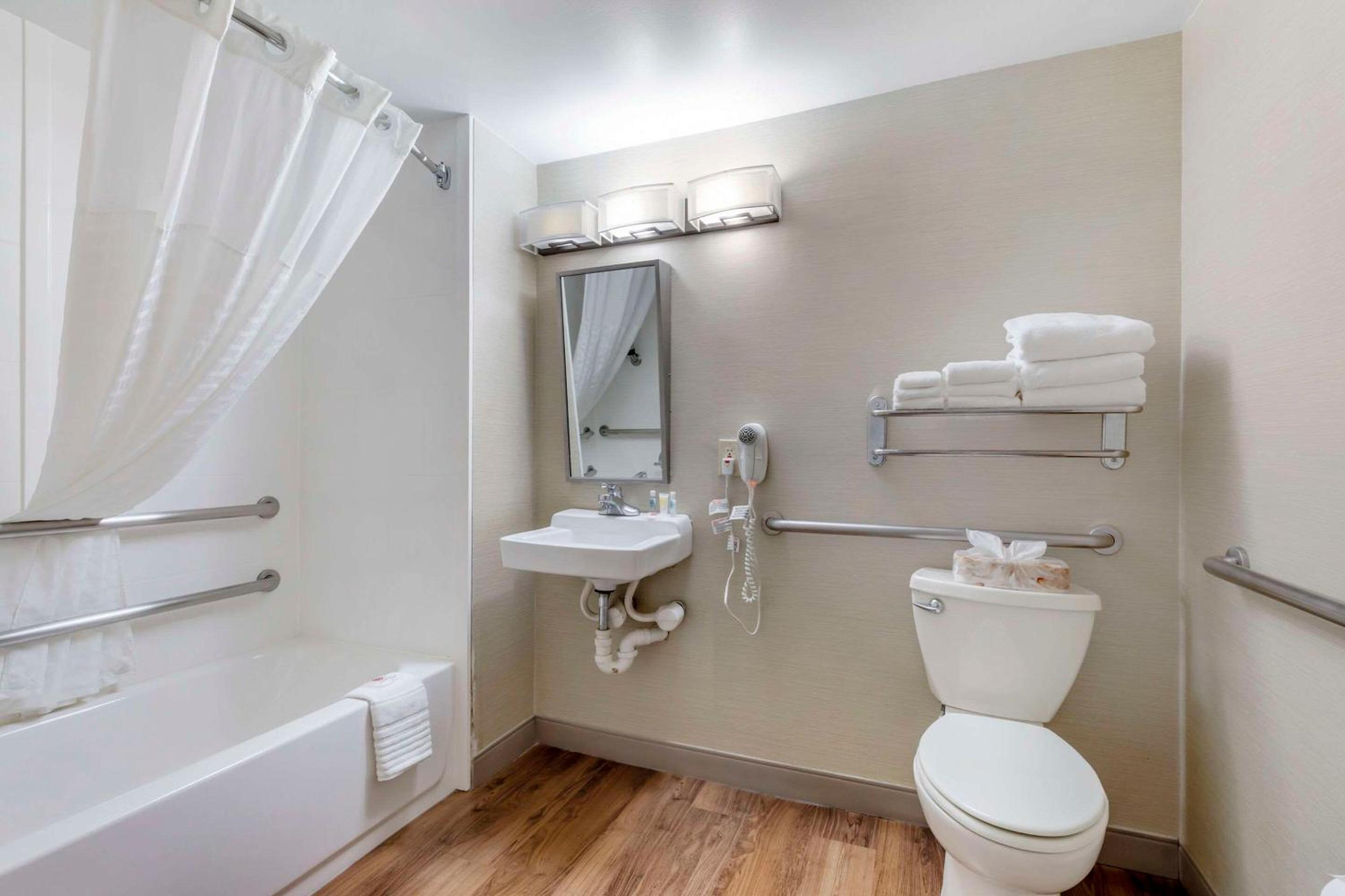 Comfort Inn Herndon-Reston