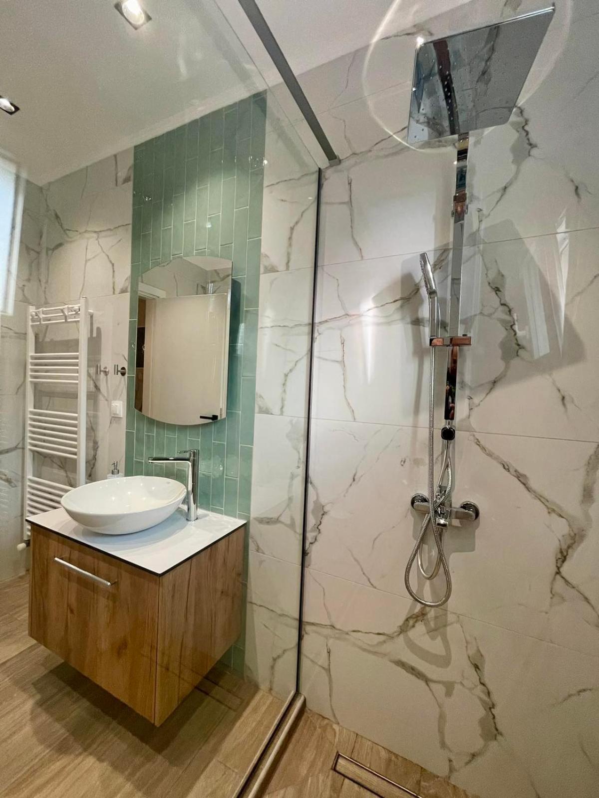 Cashmere axd photo 4