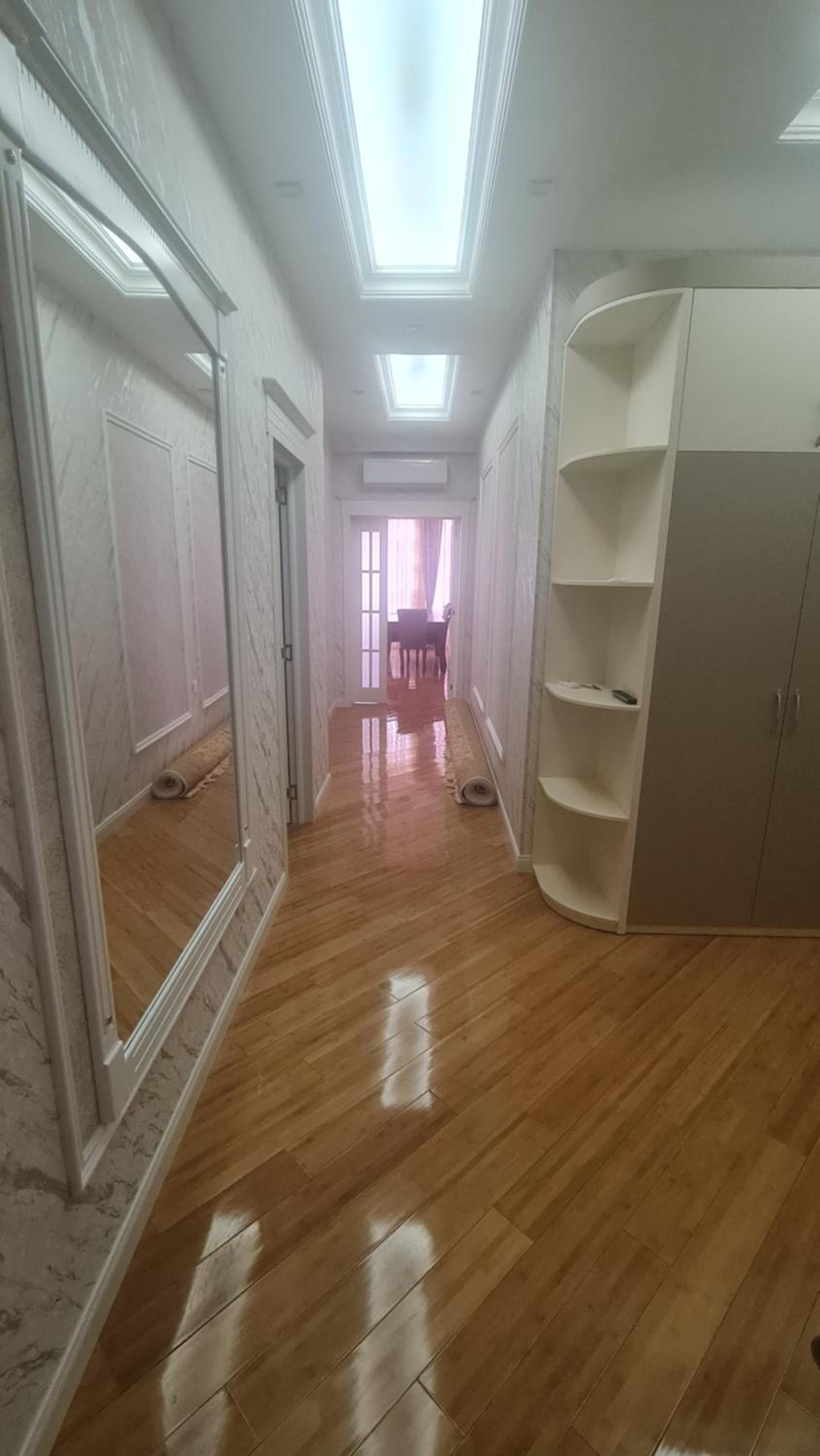 Marble Wall Apartment