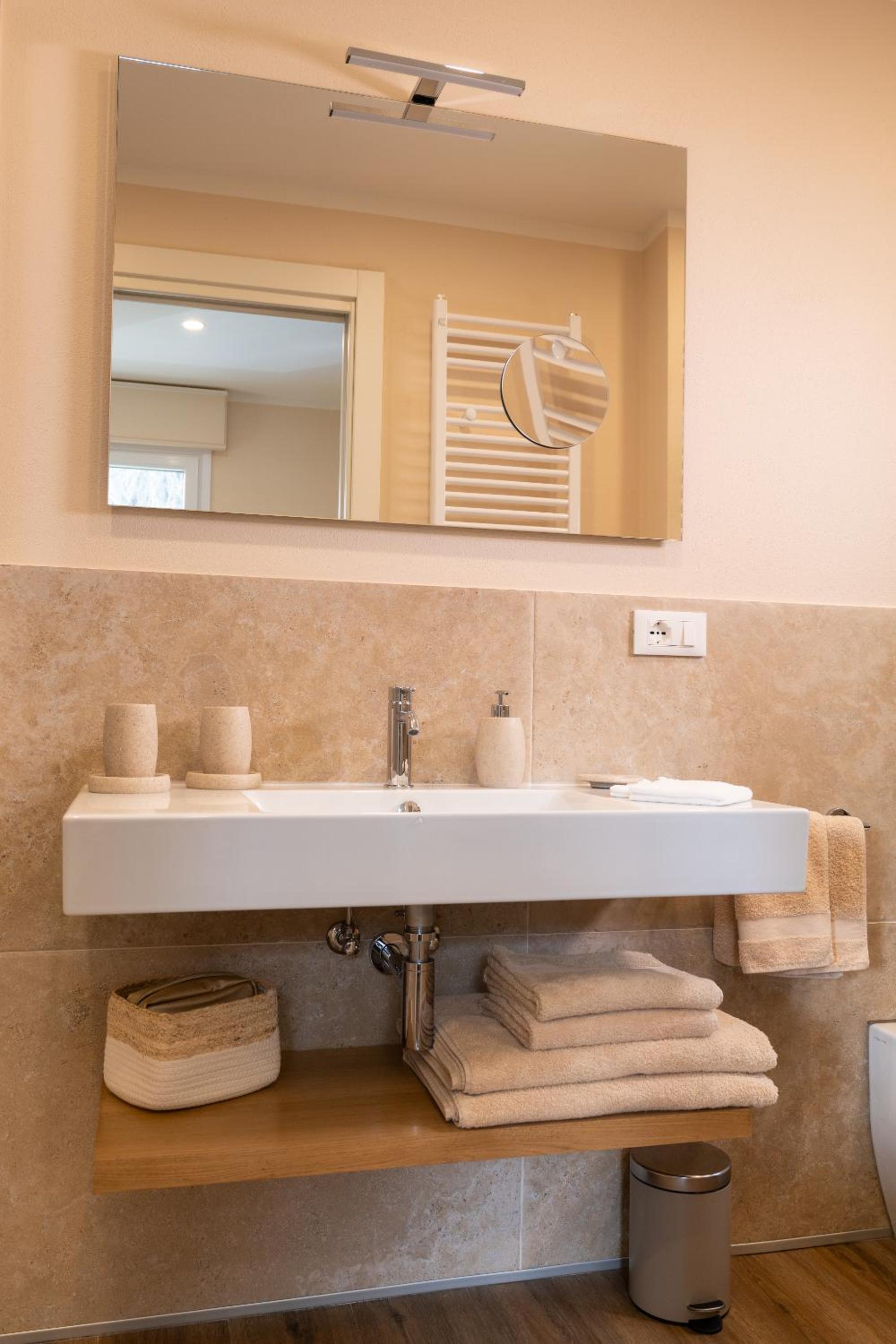 Villa Olivemare B&B