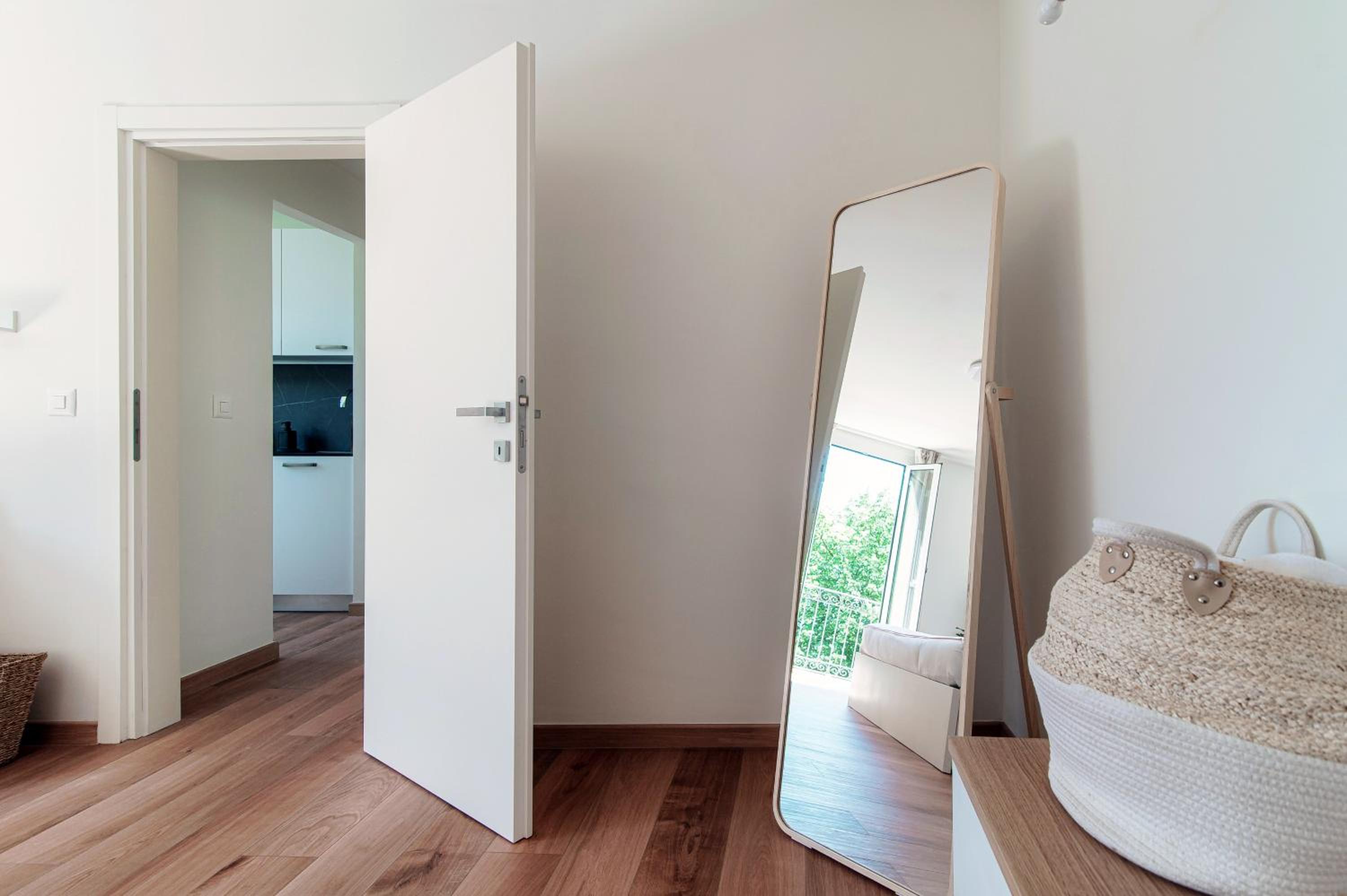 Dream Lake Apartments by Quokka 360 - Stunning Views of Lake Lugano