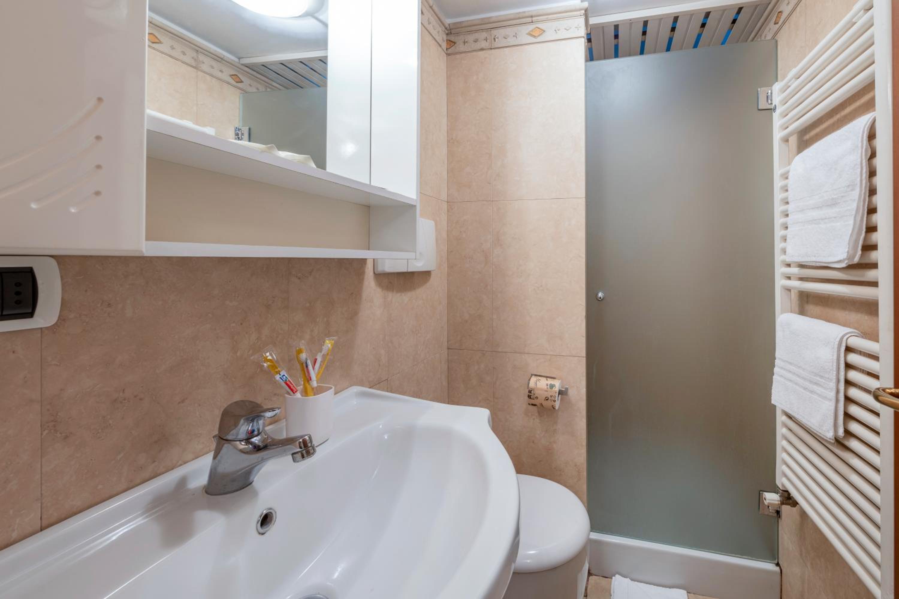 Milan Royal Suites - Centro Cadorna