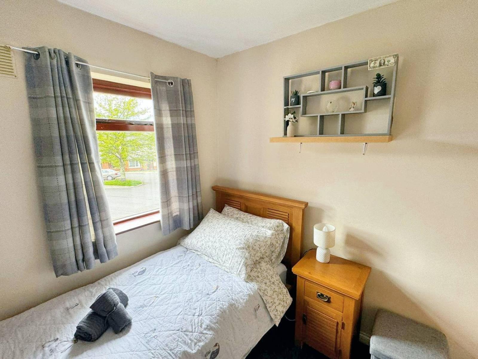 Spacious Family Friendly 4BR Home Near Wexford Town