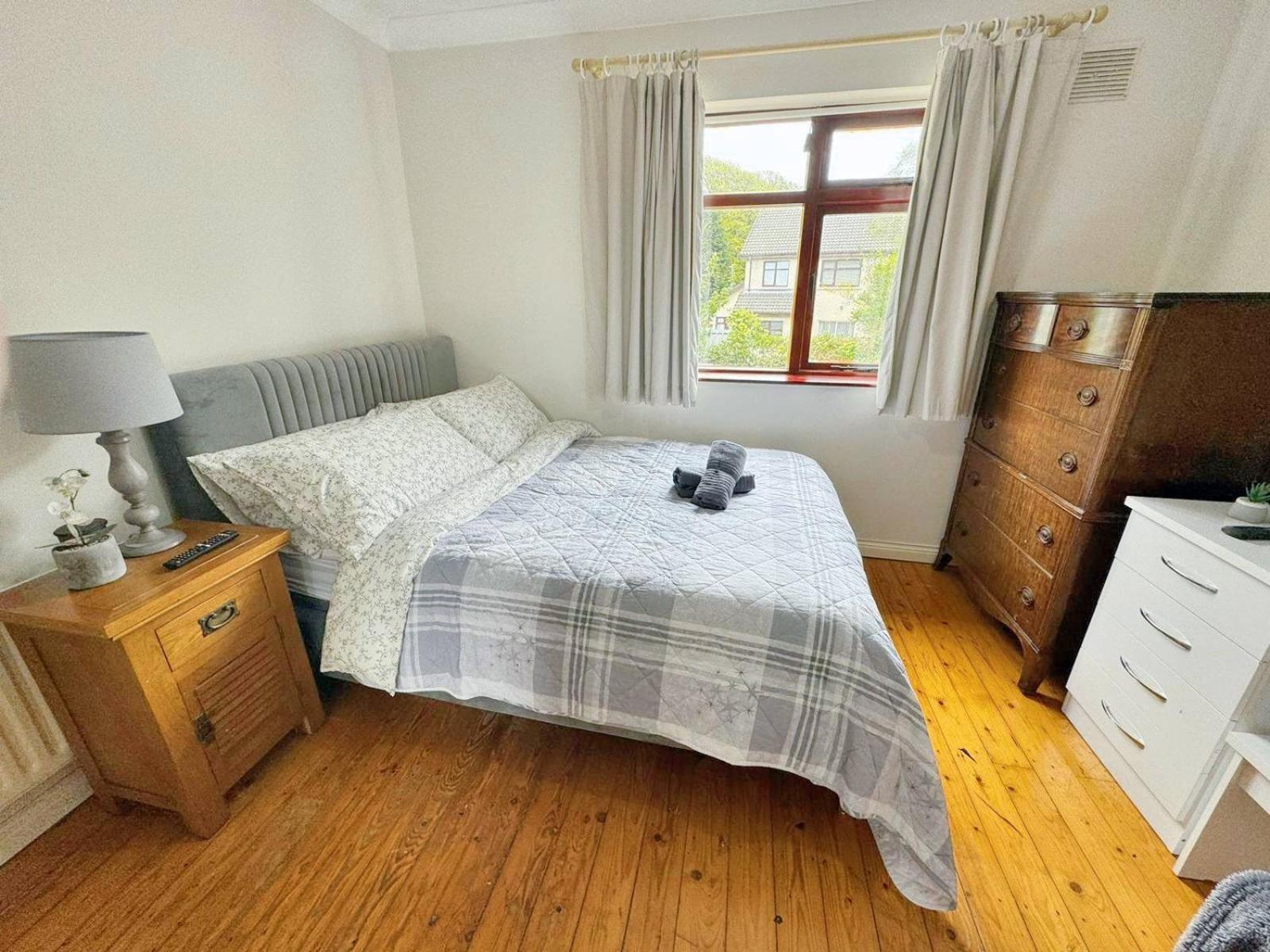 Spacious Family Friendly 4BR Home Near Wexford Town