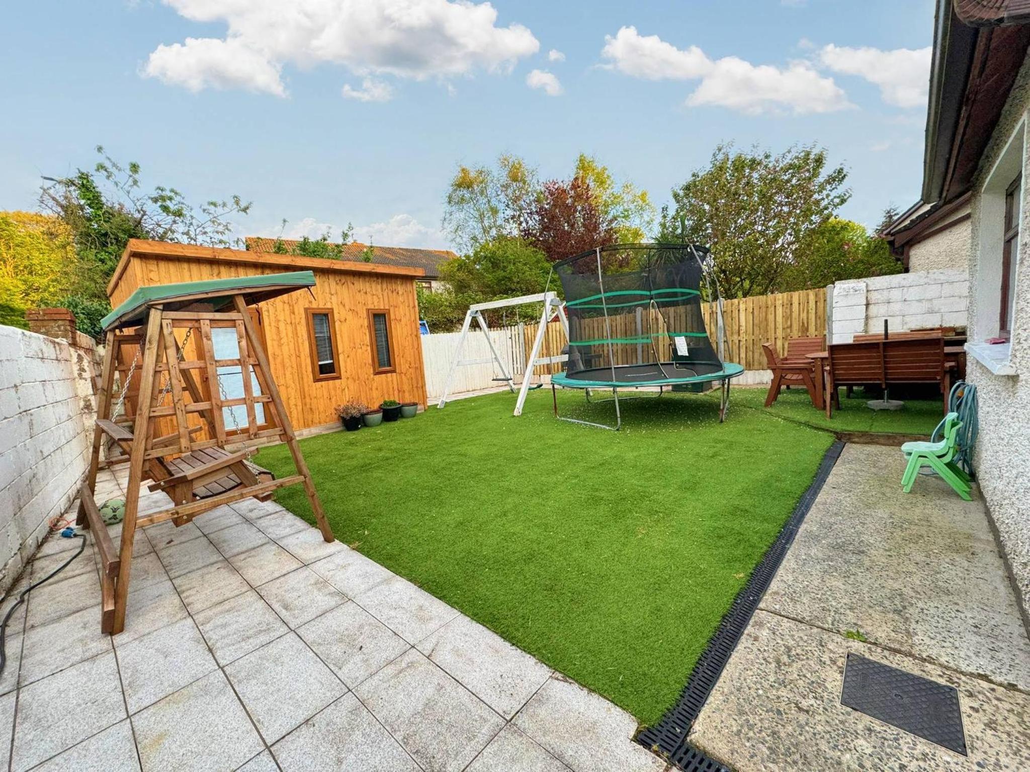 Spacious Family Friendly 4BR Home Near Wexford Town