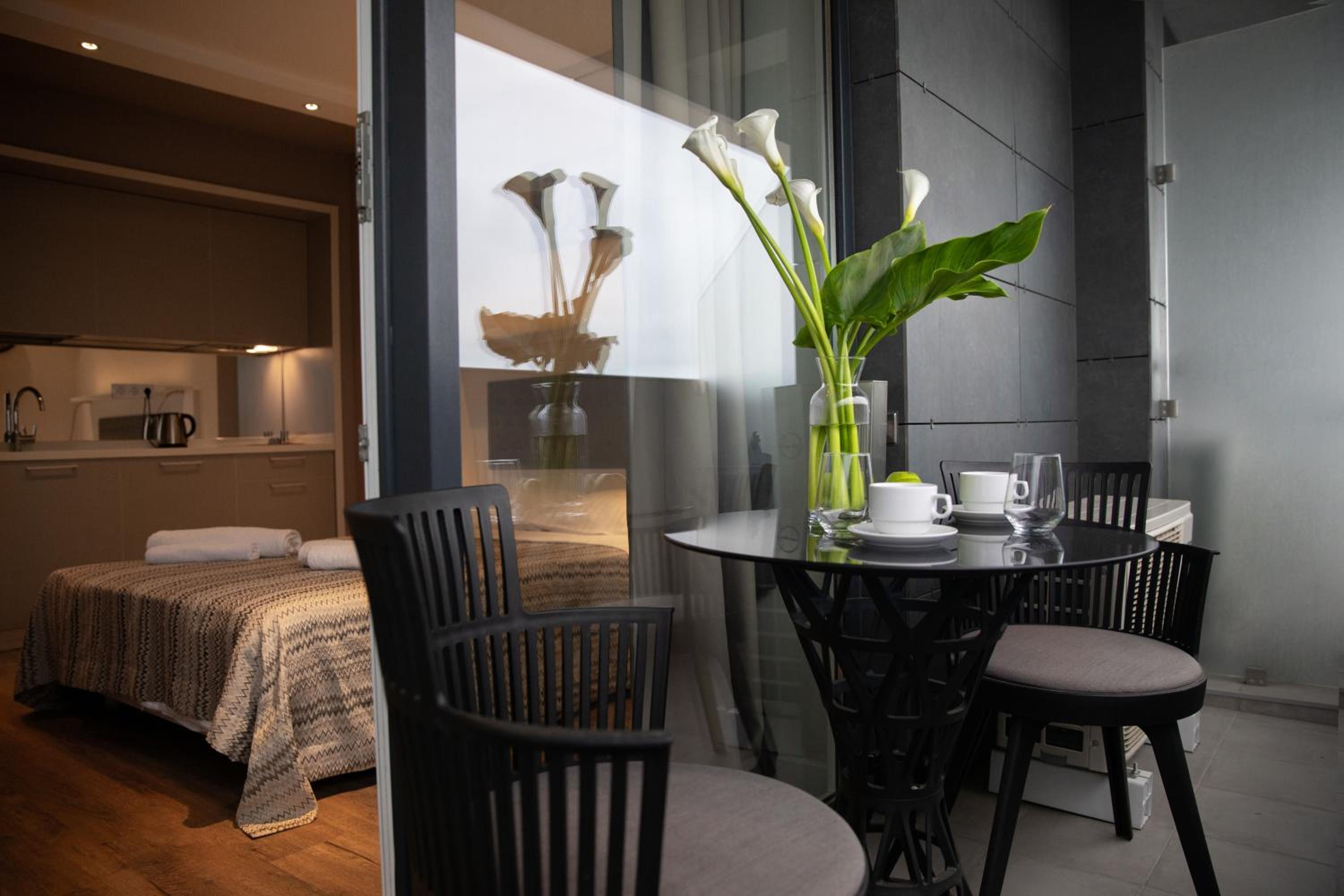 Onyx Palace DeLux view 2