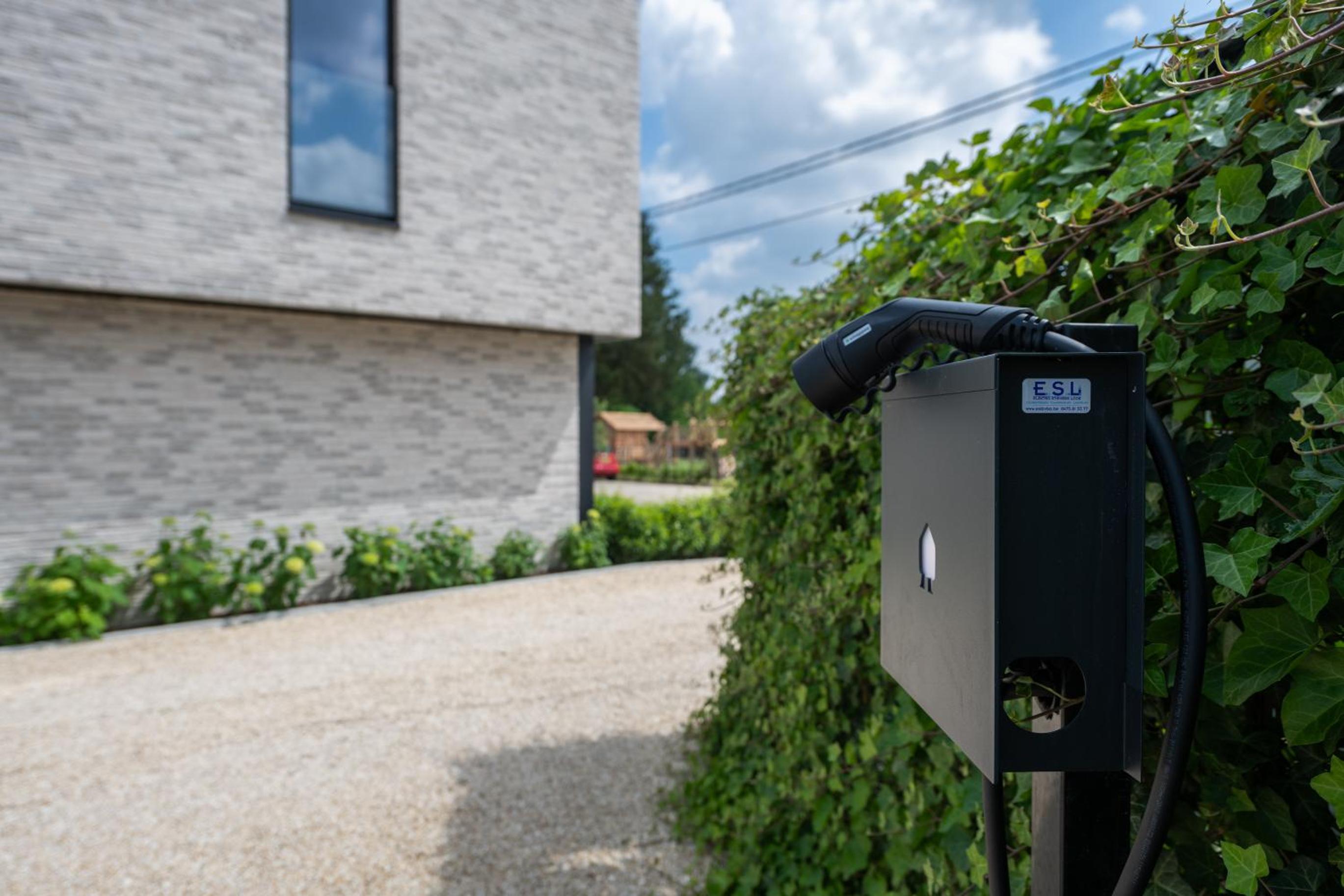NIEUW - De Grenspaal WEST 6P 5 min Maastricht - Sauna - Laadpaal