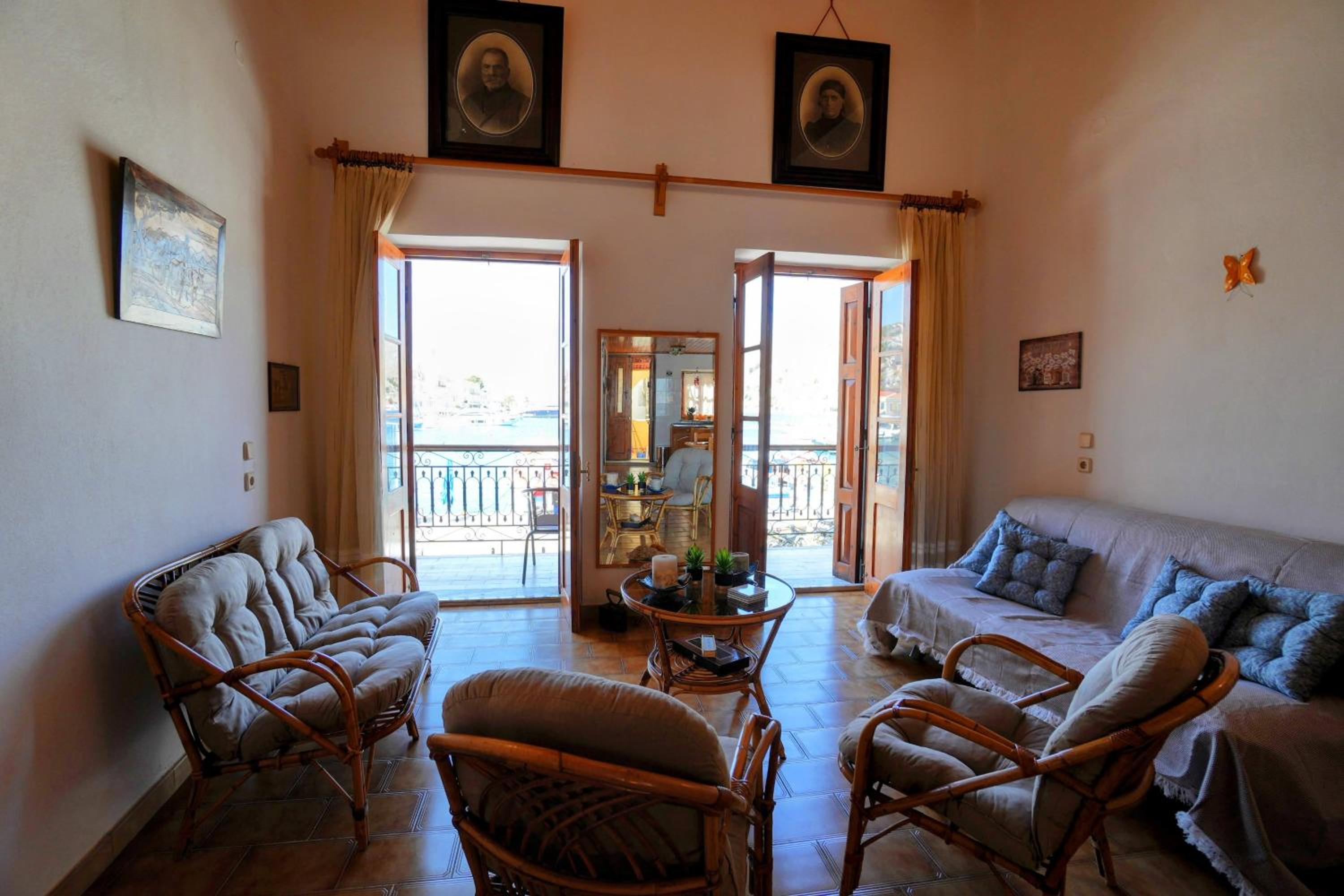 Amorosa House
