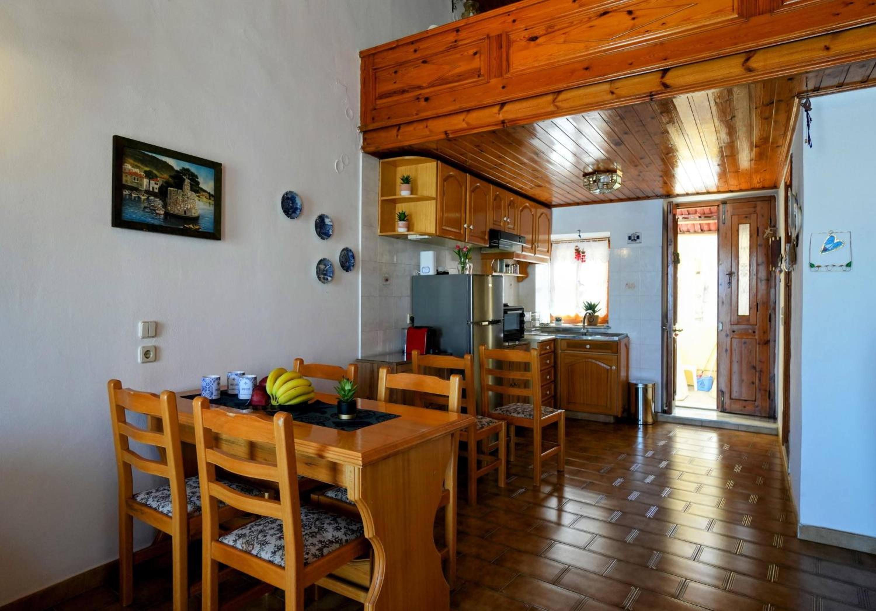 Amorosa House