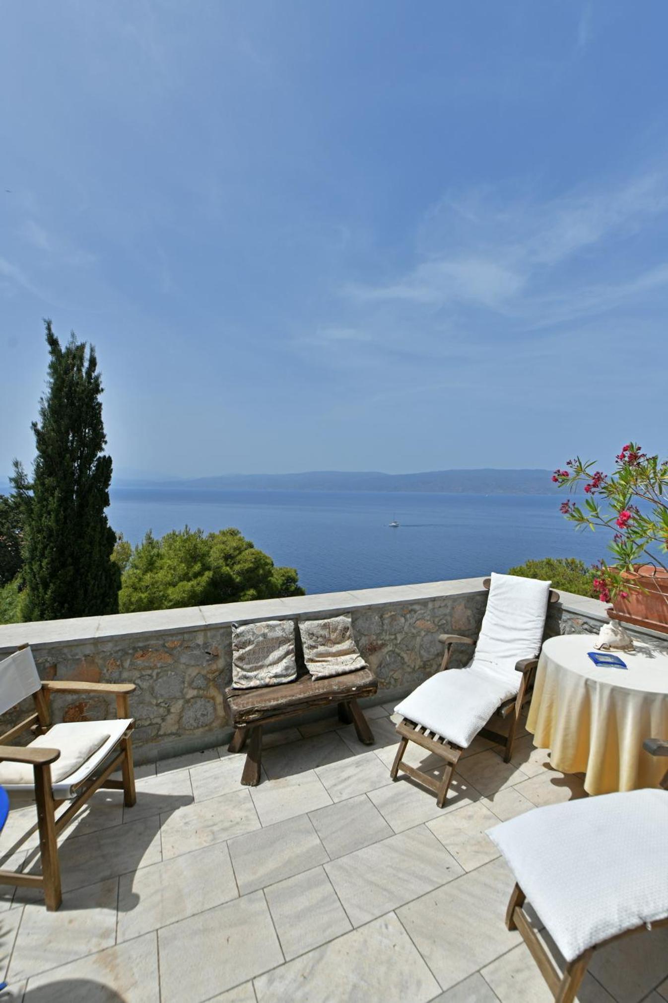 Avlaki Haven House view 4