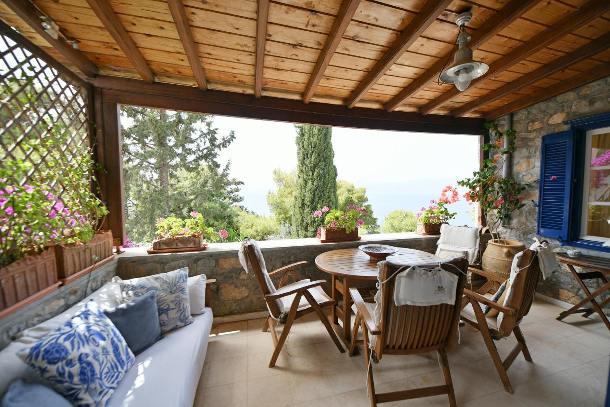 Avlaki Haven House view 2
