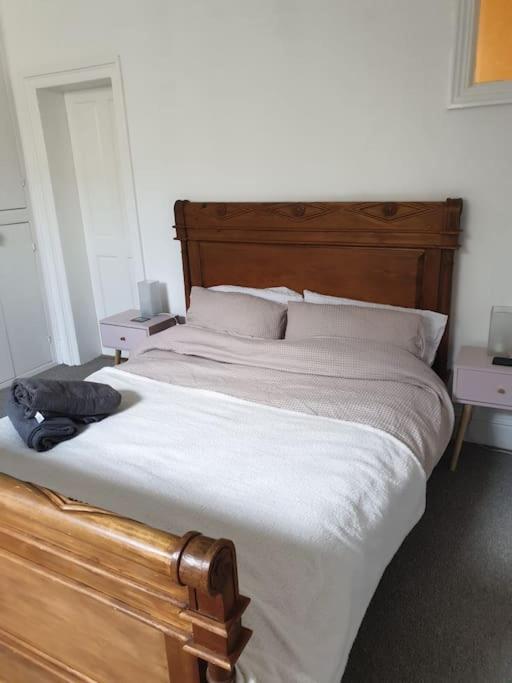One Bed Seafront Flat Hastings view 3