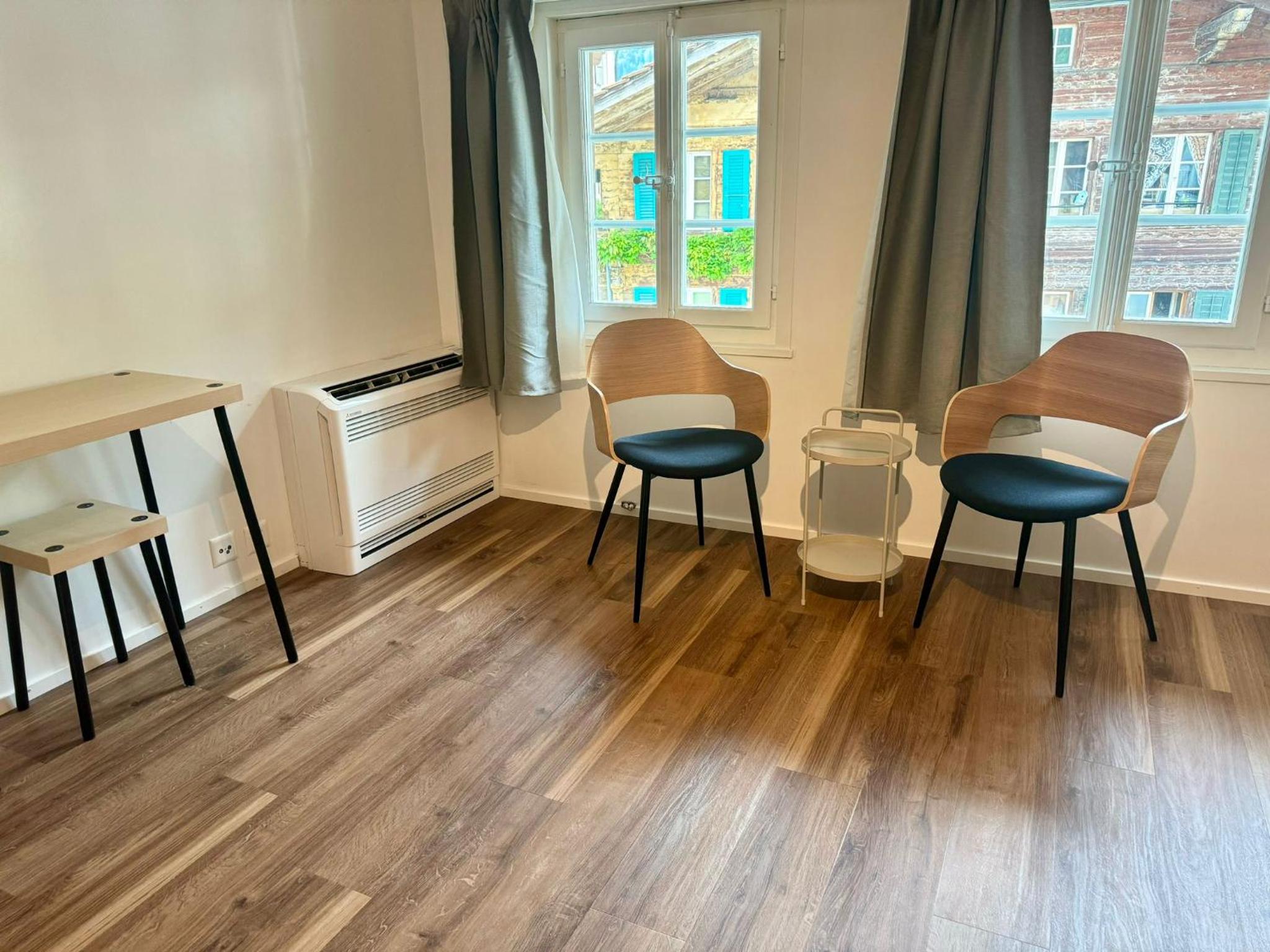 Chalet Studio Apartment with Aircon