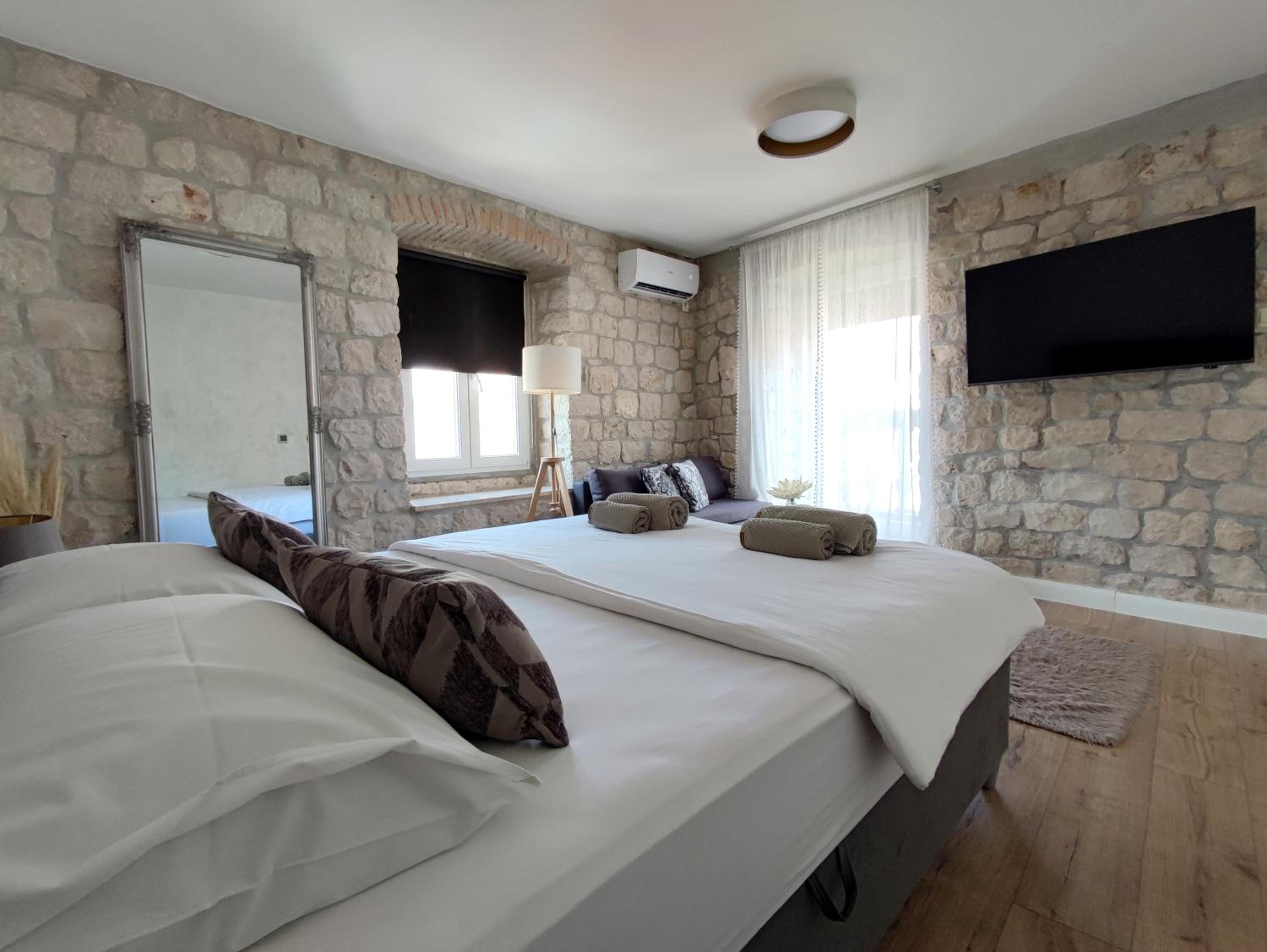 Guest House Exalto