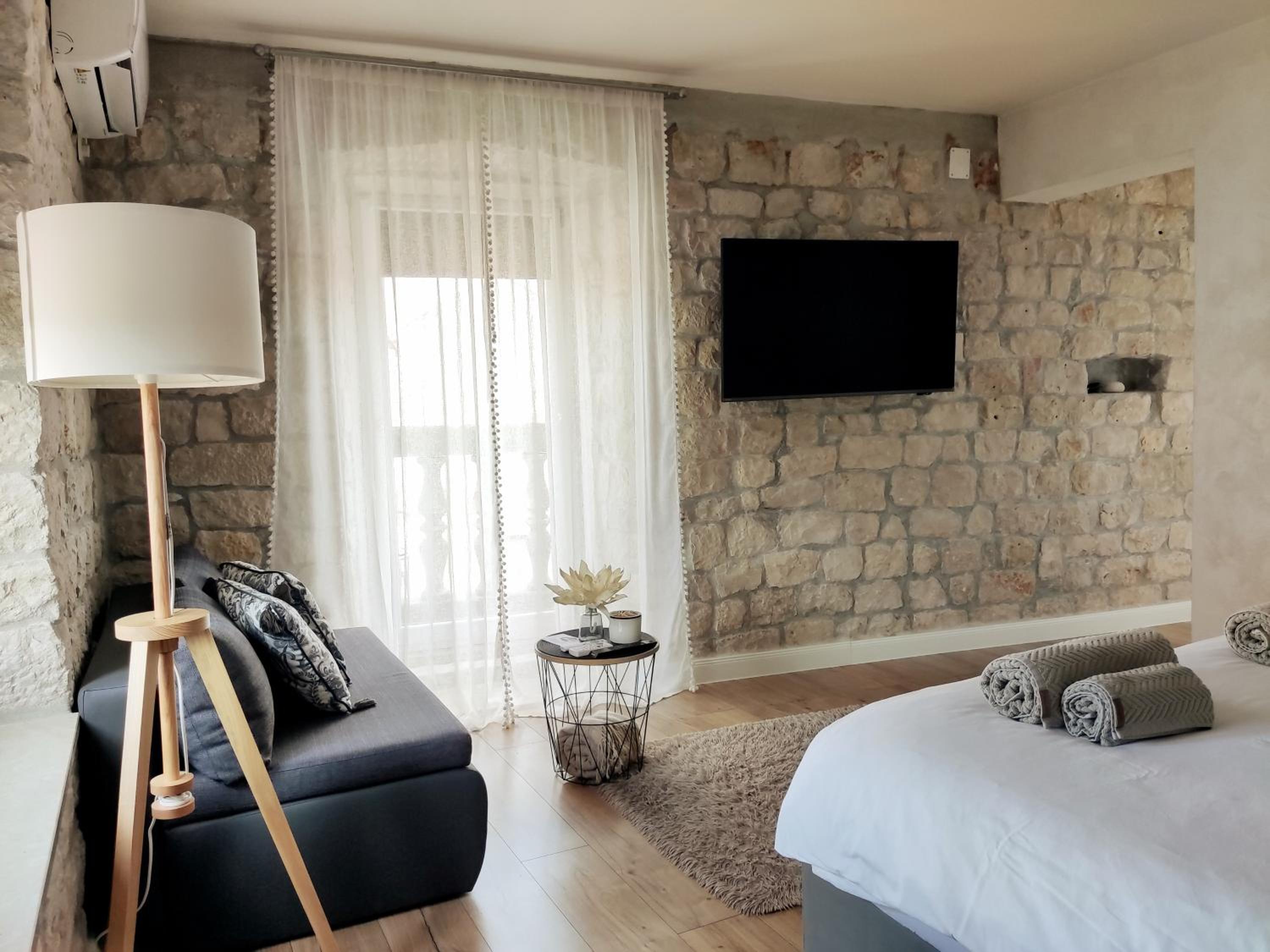 Guest House Exalto
