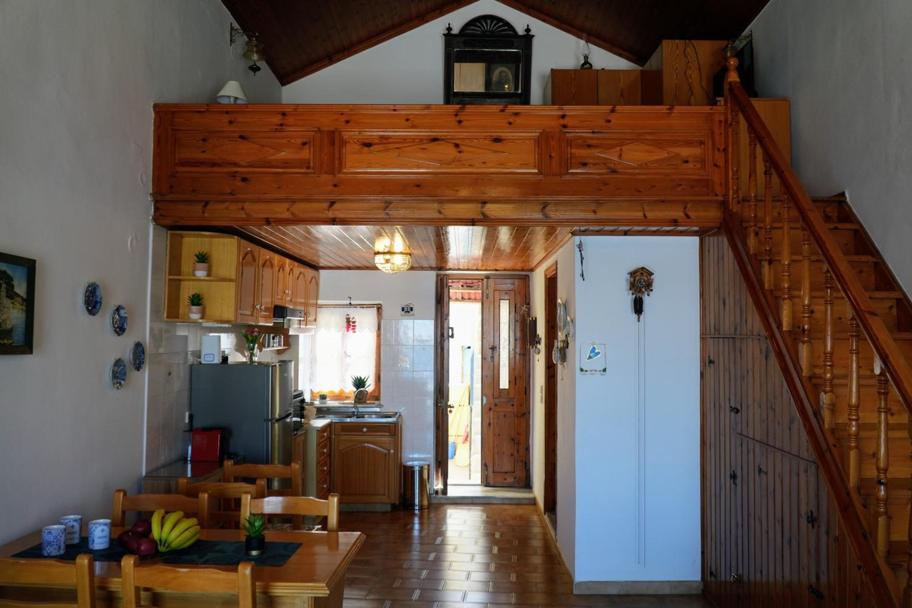 Amorosa House