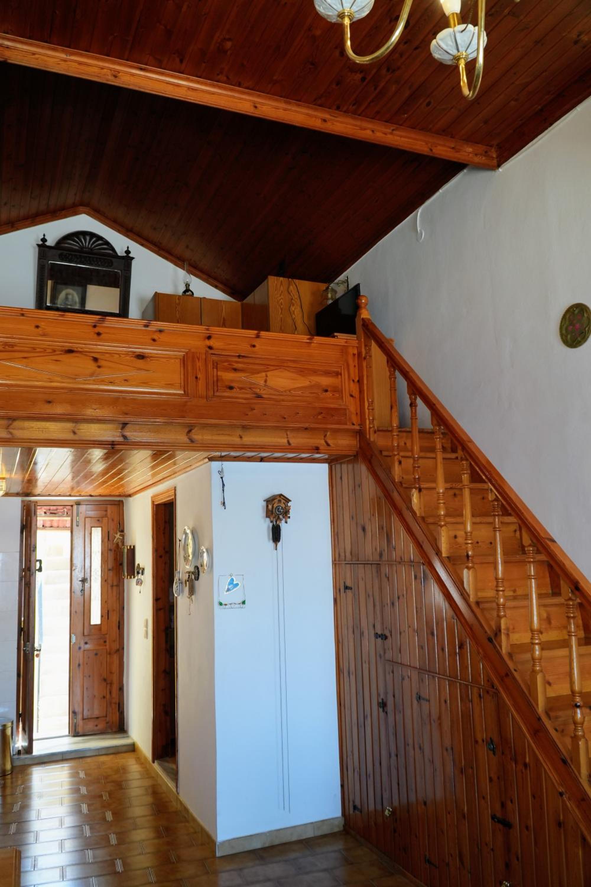 Amorosa House