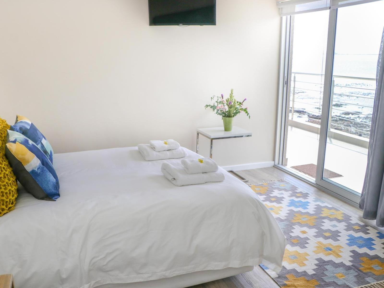 Ocean View Properties - Apartment 701 view 4