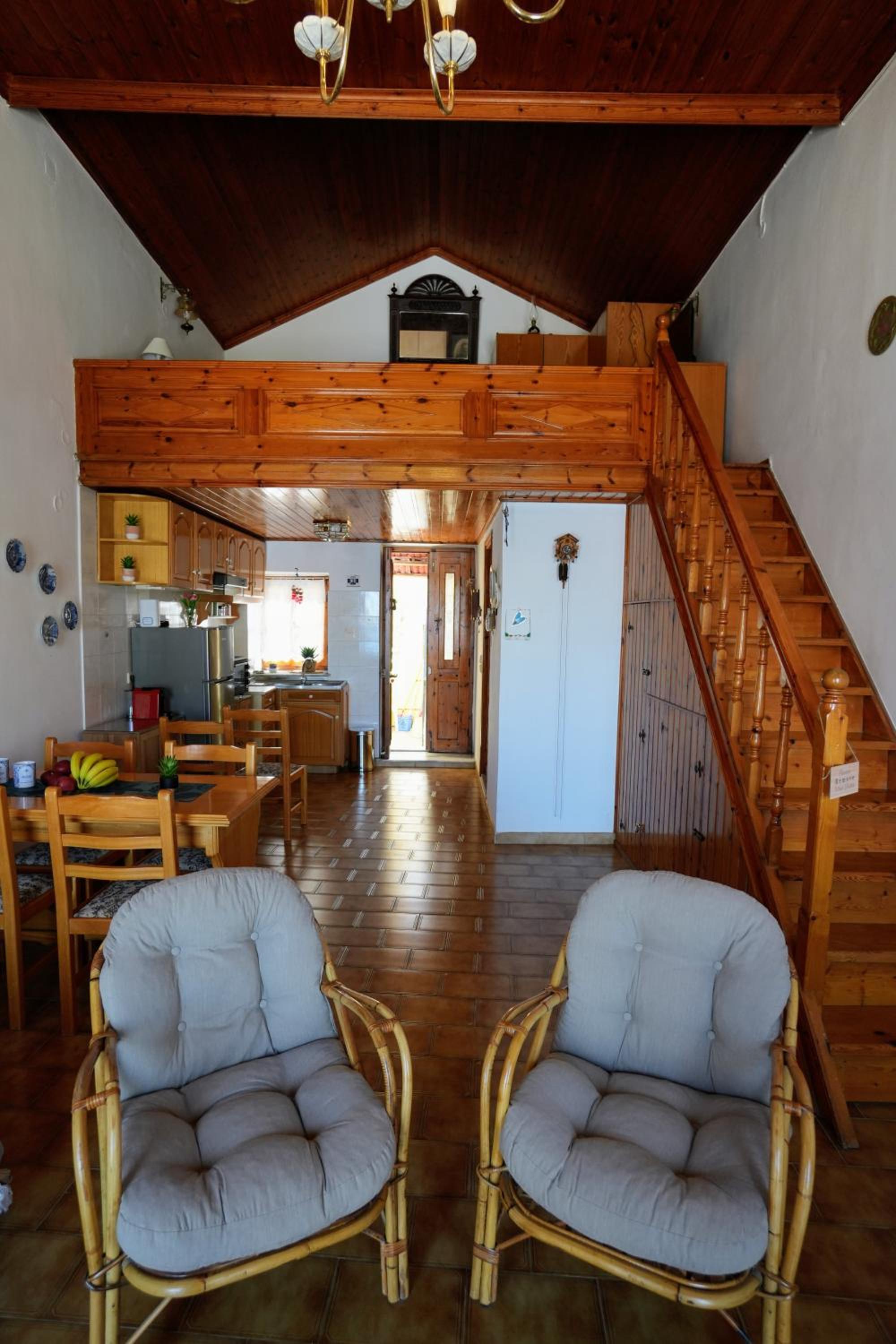 Amorosa House