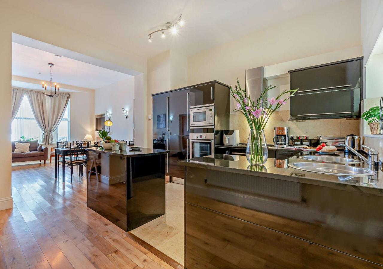 4 Bed in Newquay oc-w29346