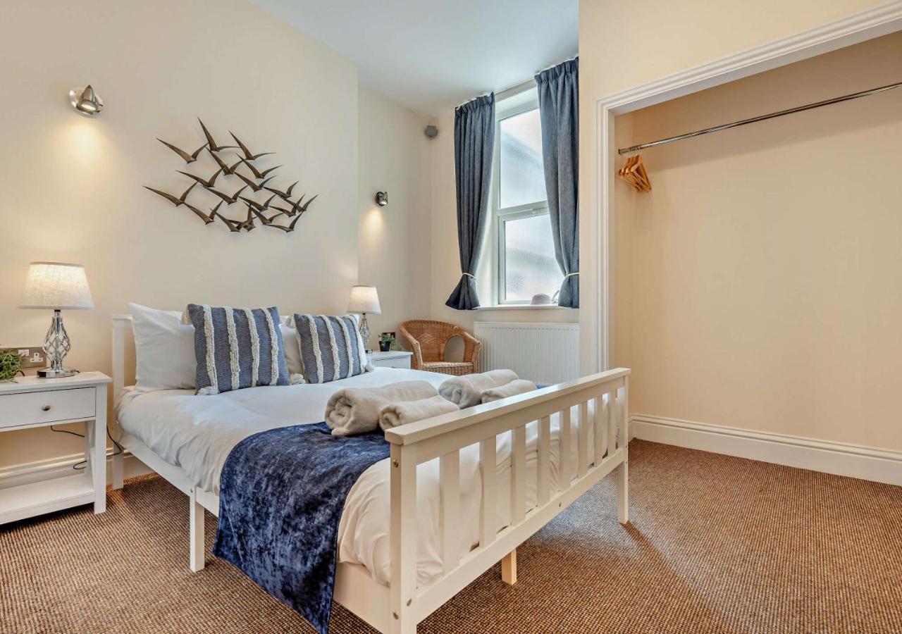 4 Bed in Newquay oc-w29346