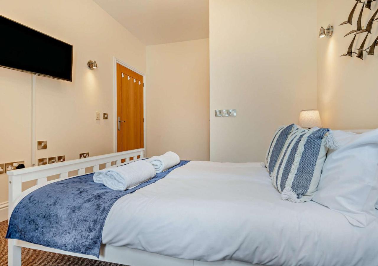 4 Bed in Newquay oc-w29346