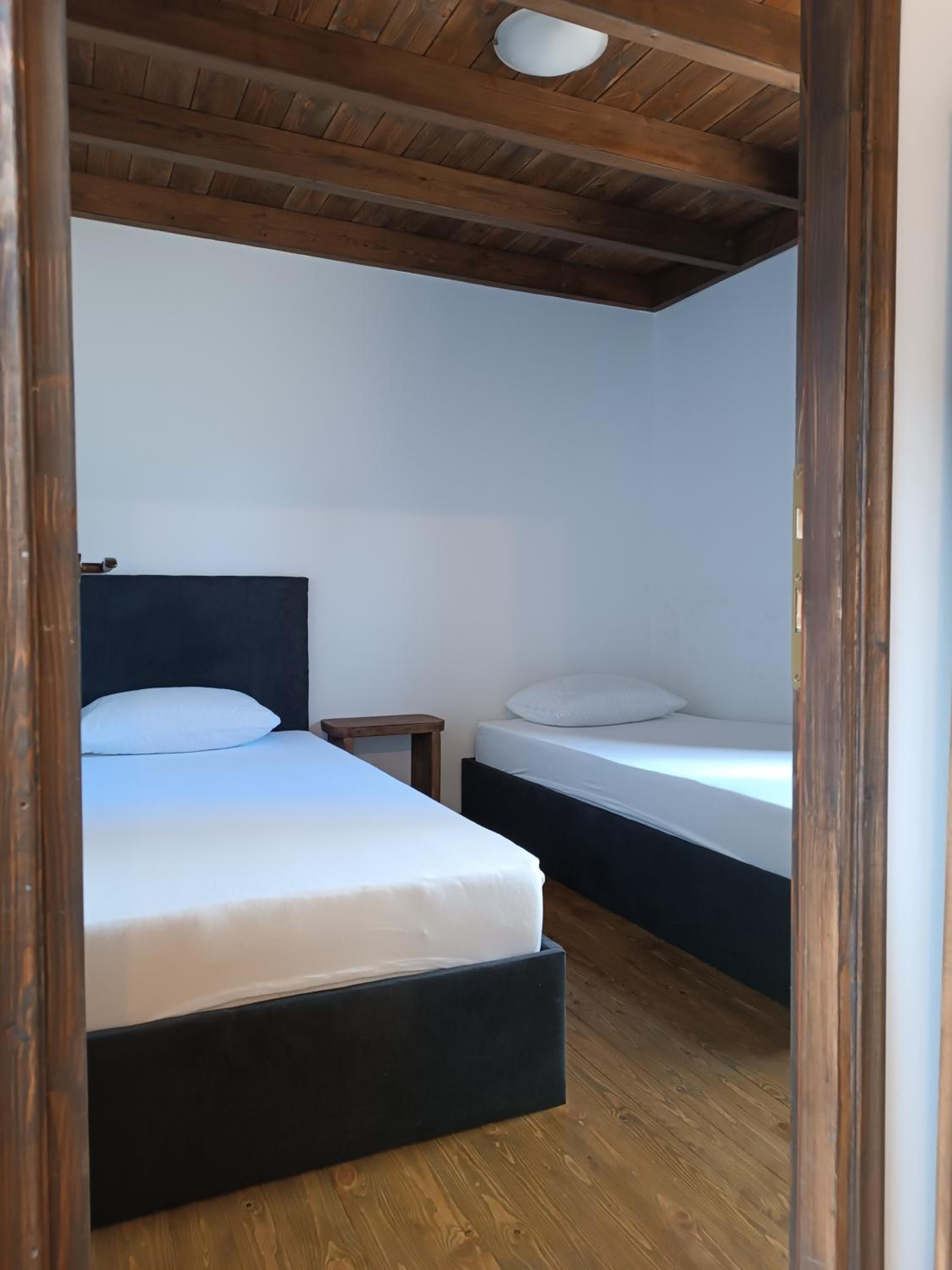 Kartalia wooden maisonette