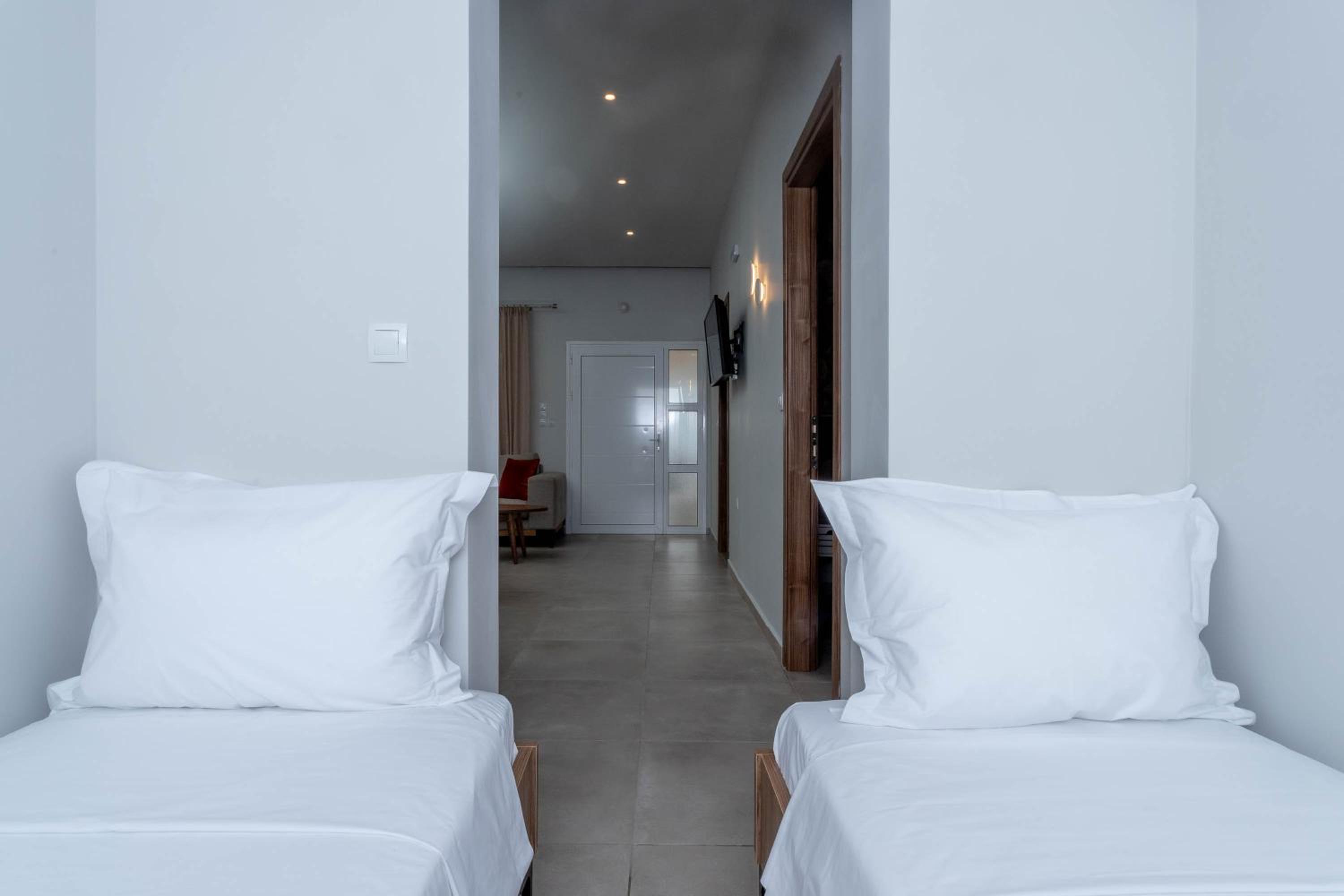 Pteleo Apartments