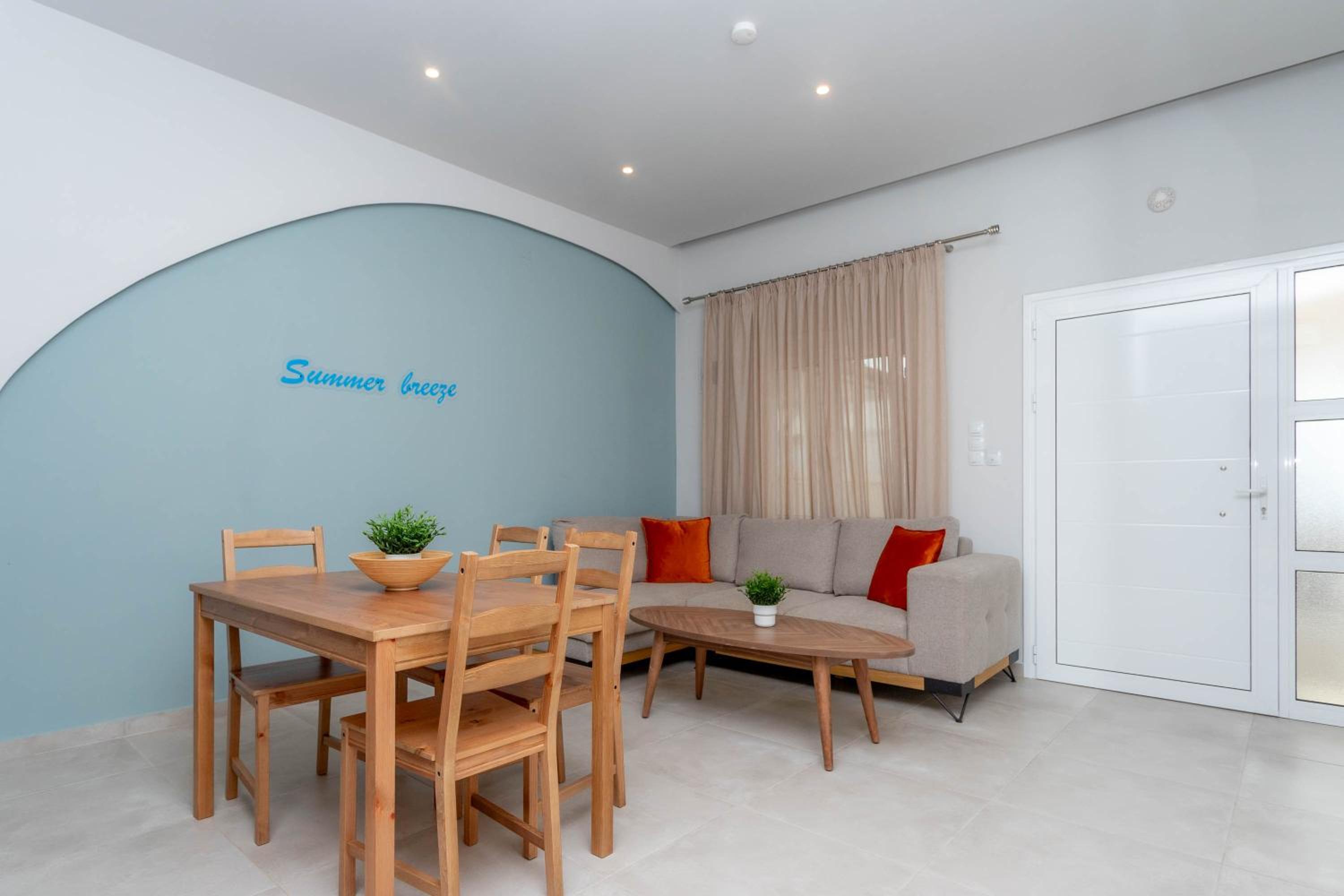 Pteleo Apartments