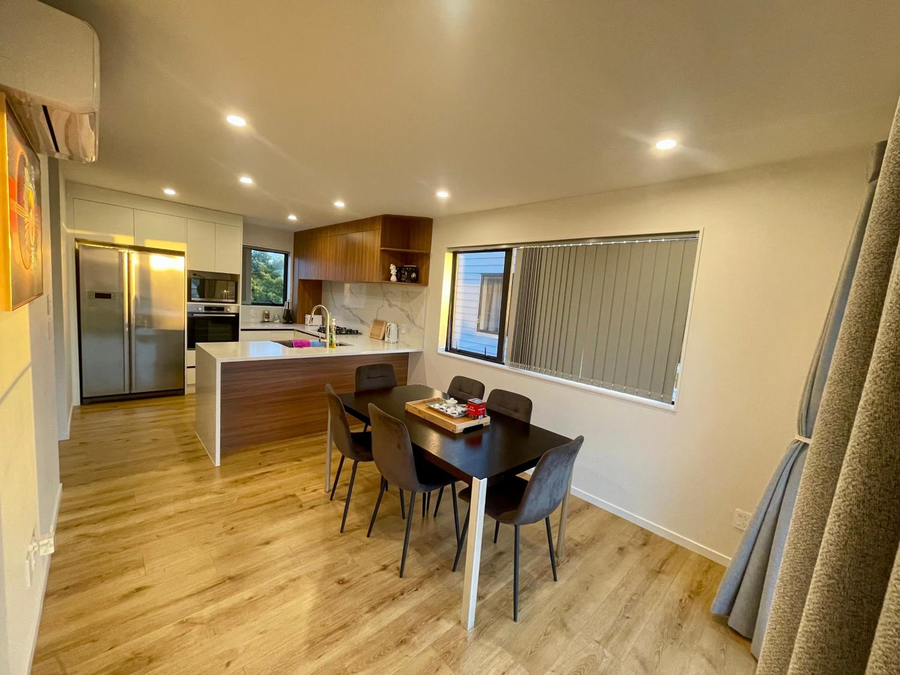 Free carpark, 4-bedroom house