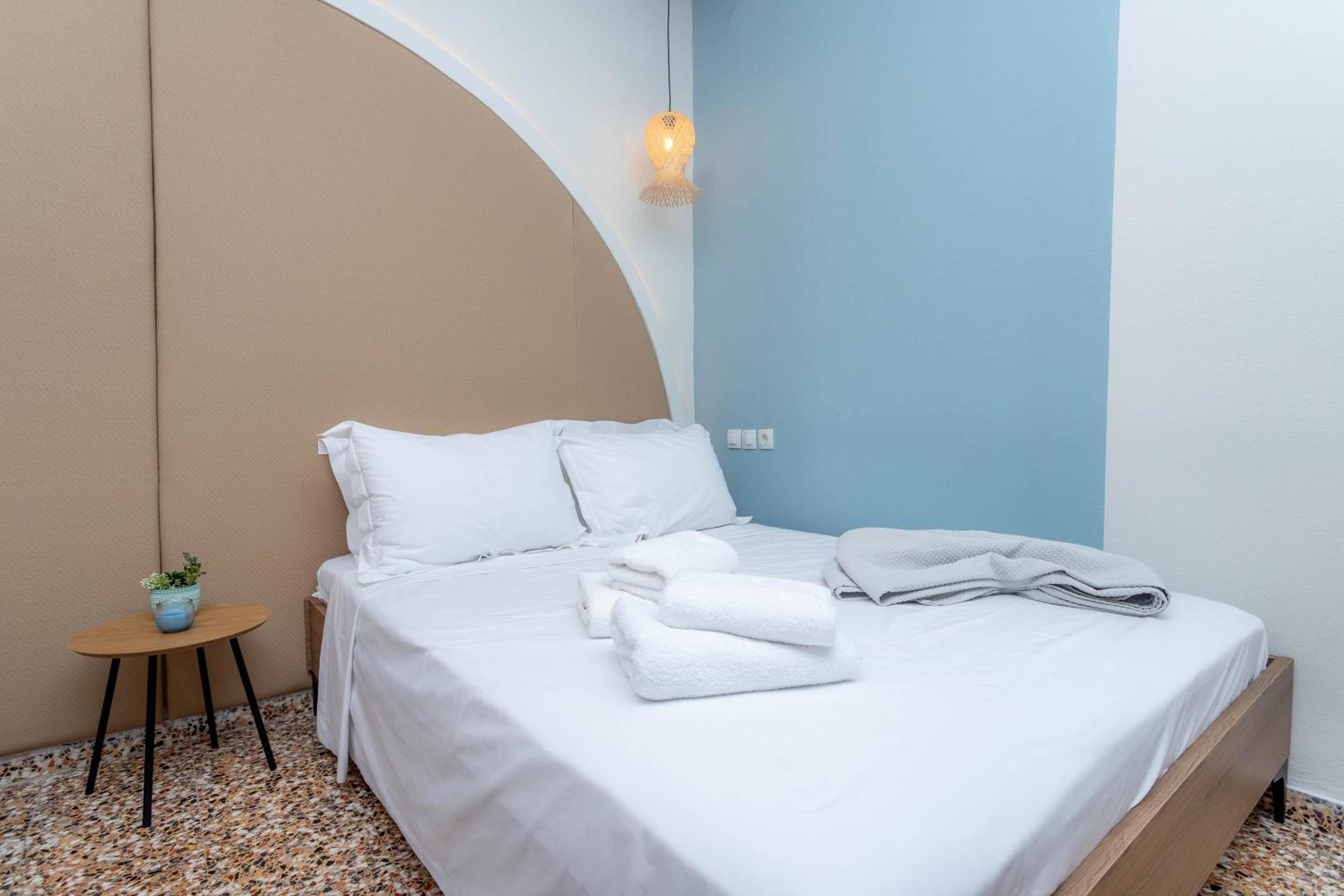 Pteleo Apartments
