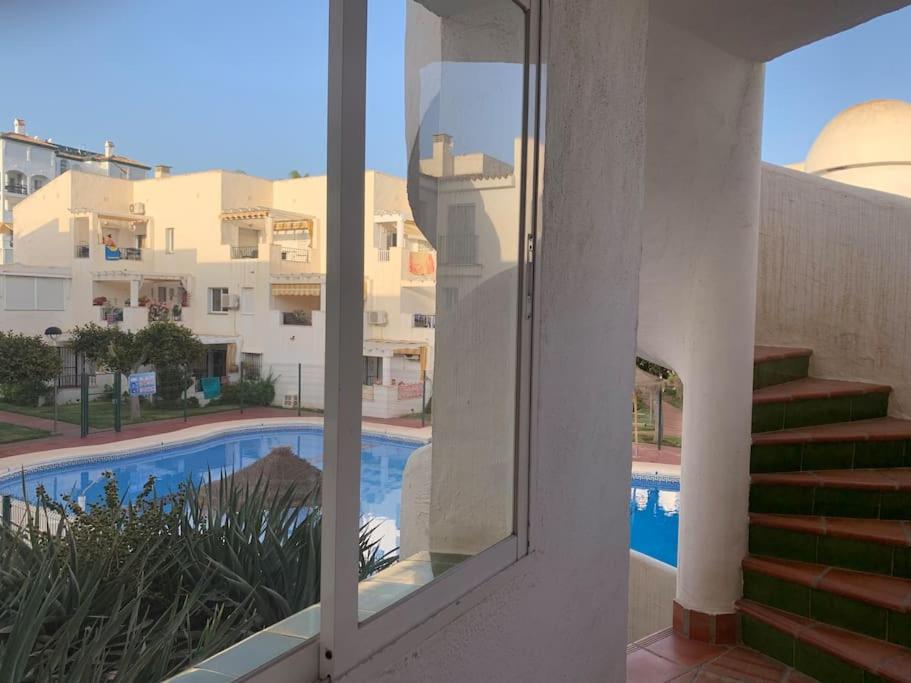 Casa Aurora Beach Apartment first sea line