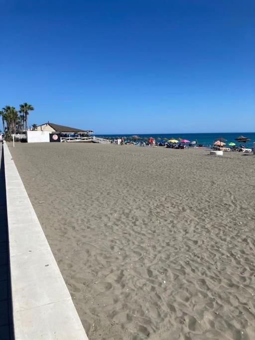 Casa Aurora Beach Apartment first sea line