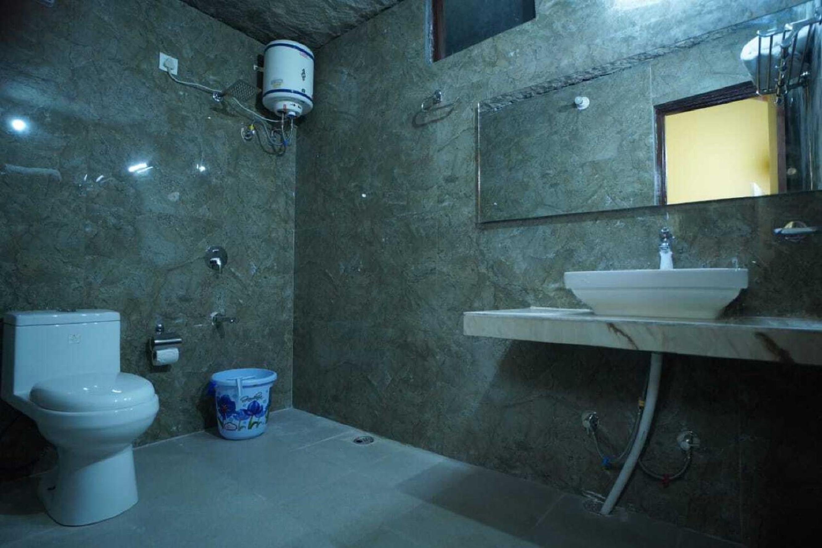 Photo 16
