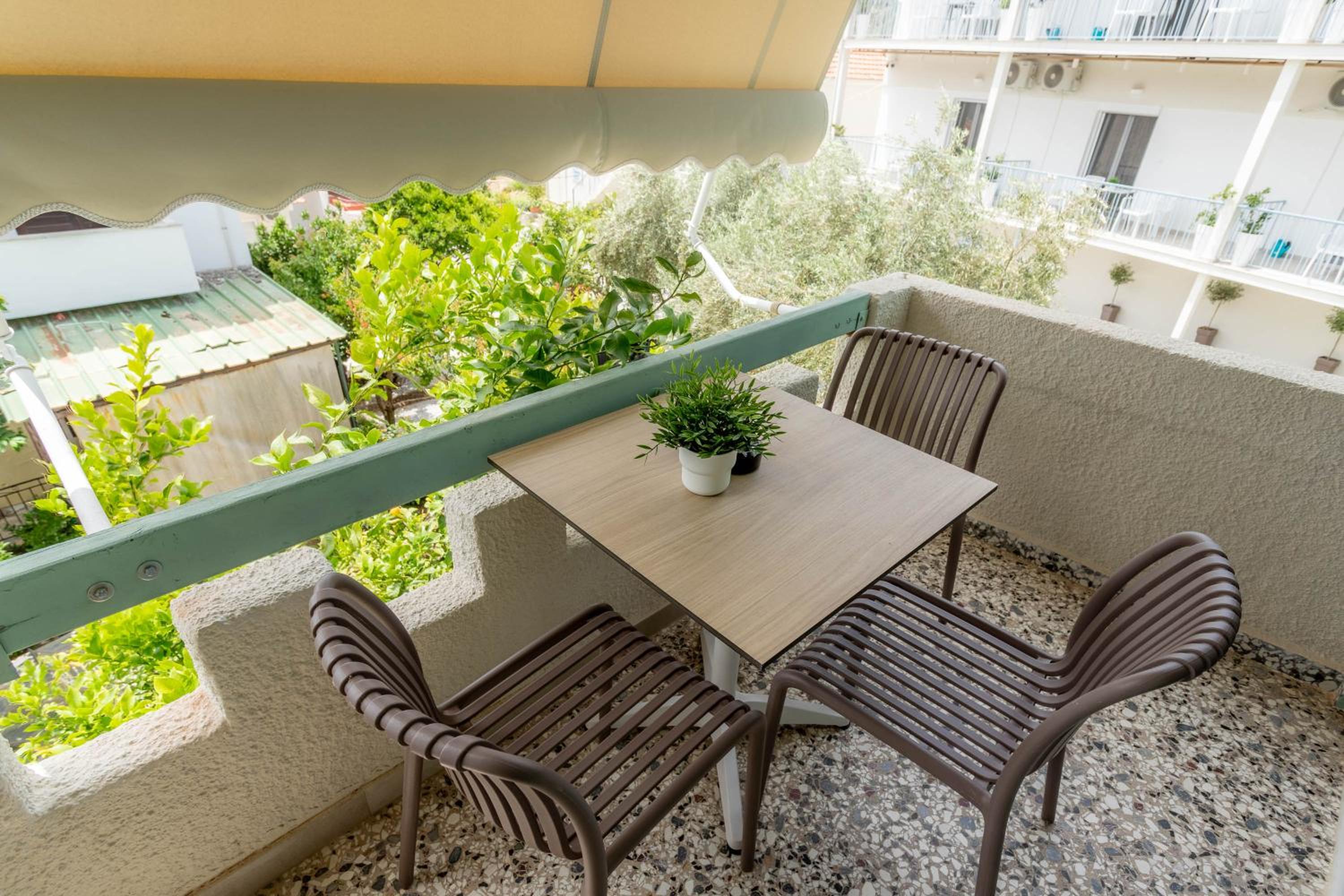 Pteleo Apartments