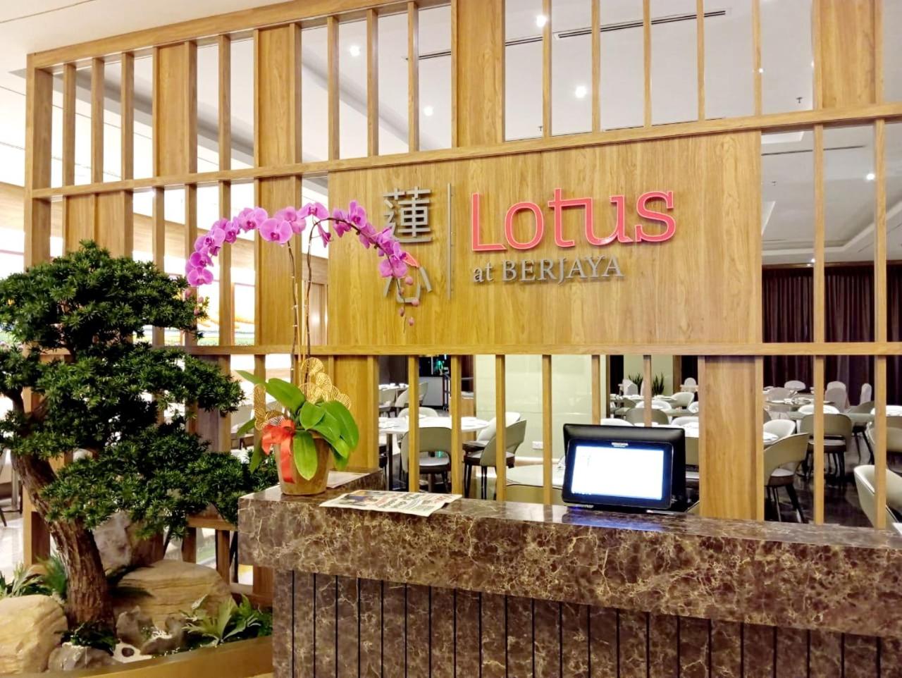 Marvelous Service Apartment Times Square kl