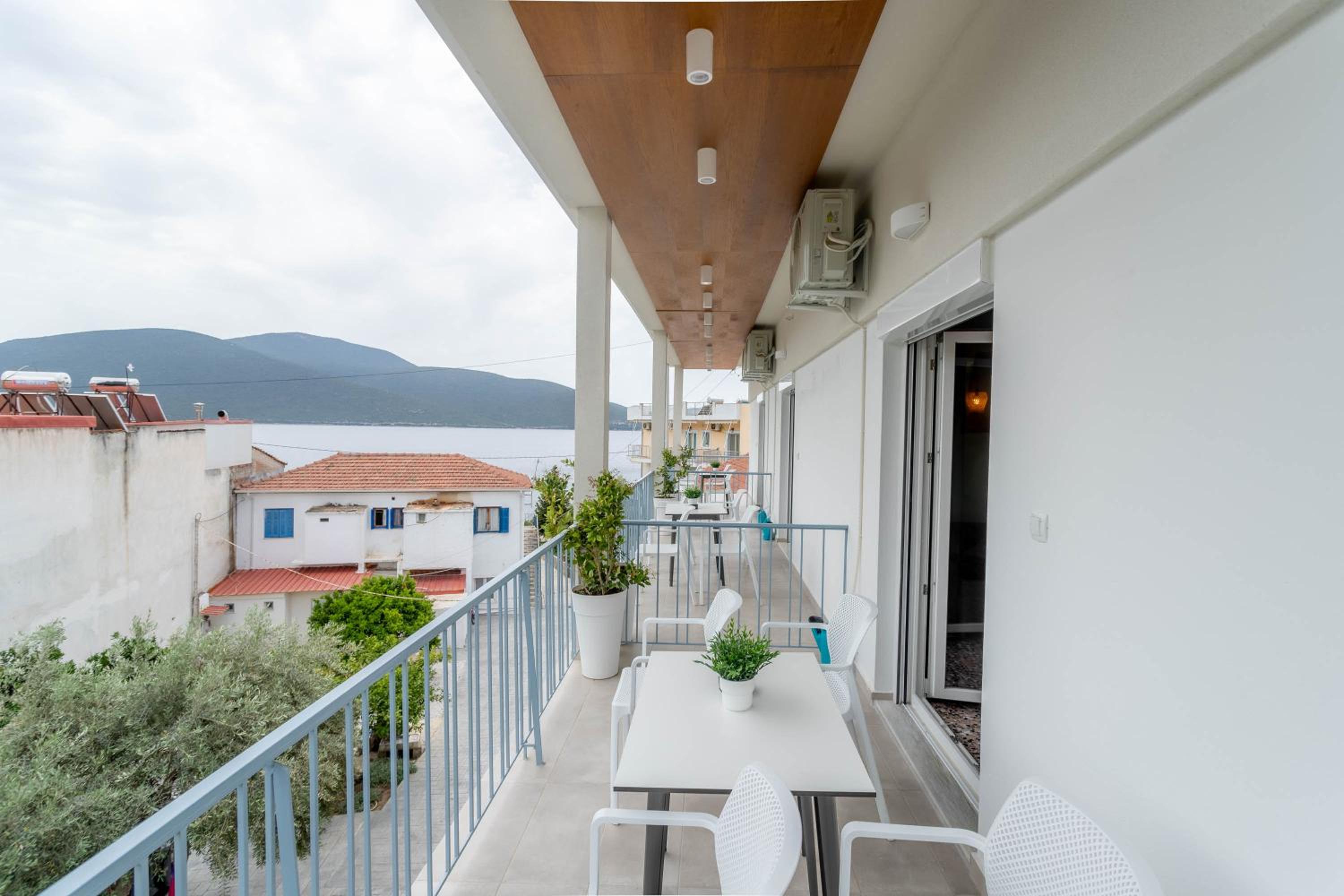 Pteleo Apartments