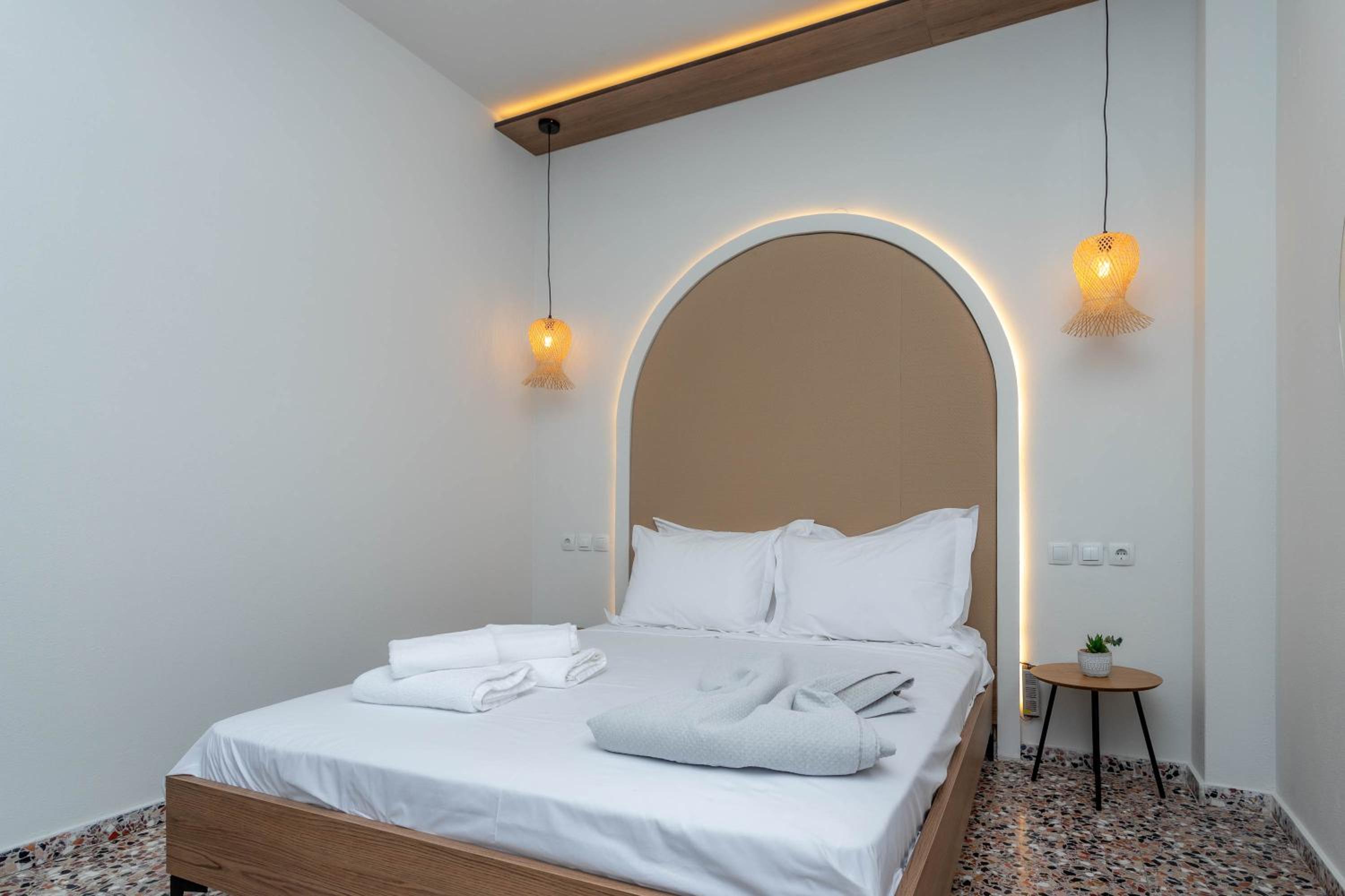 Pteleo Apartments