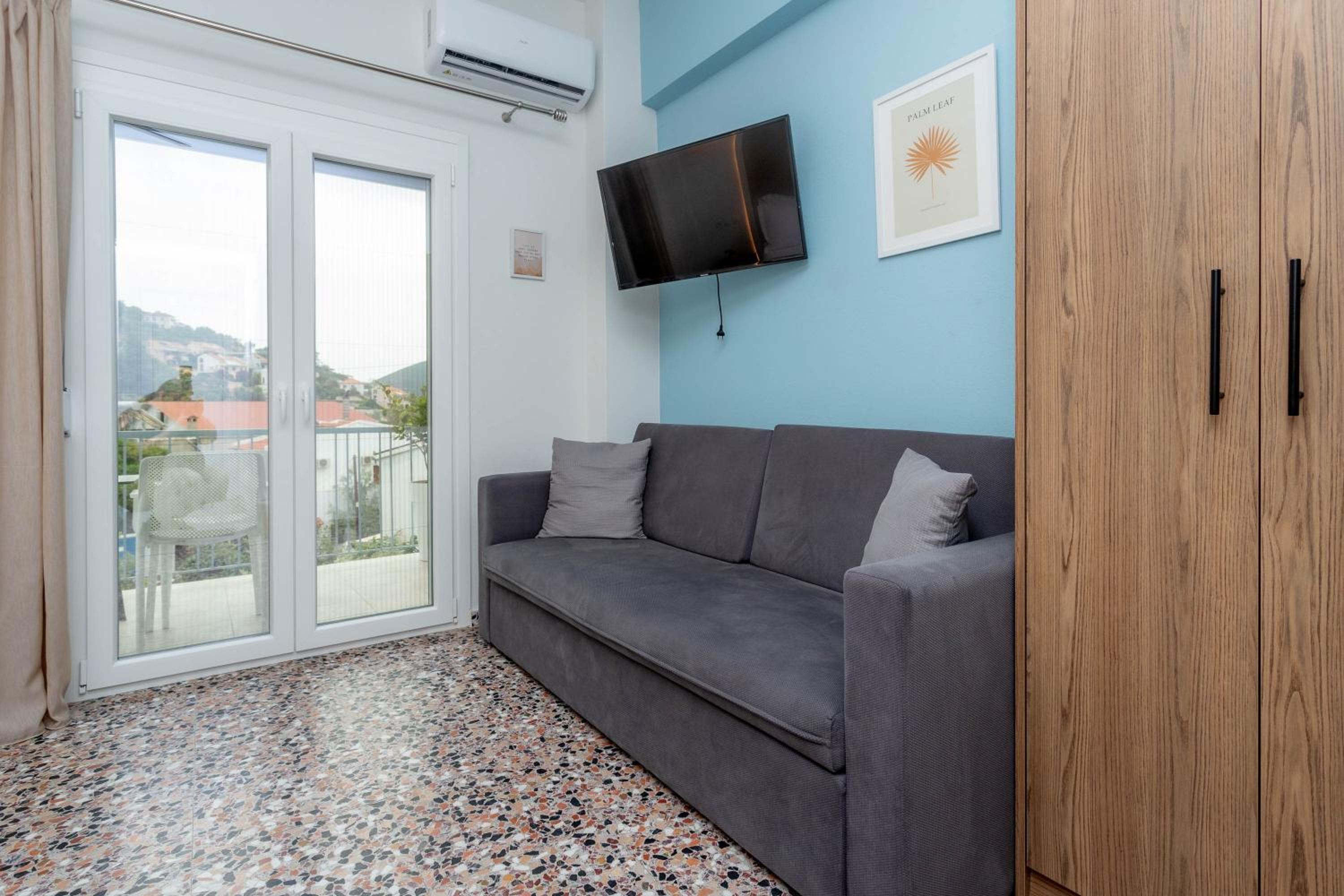 Pteleo Apartments