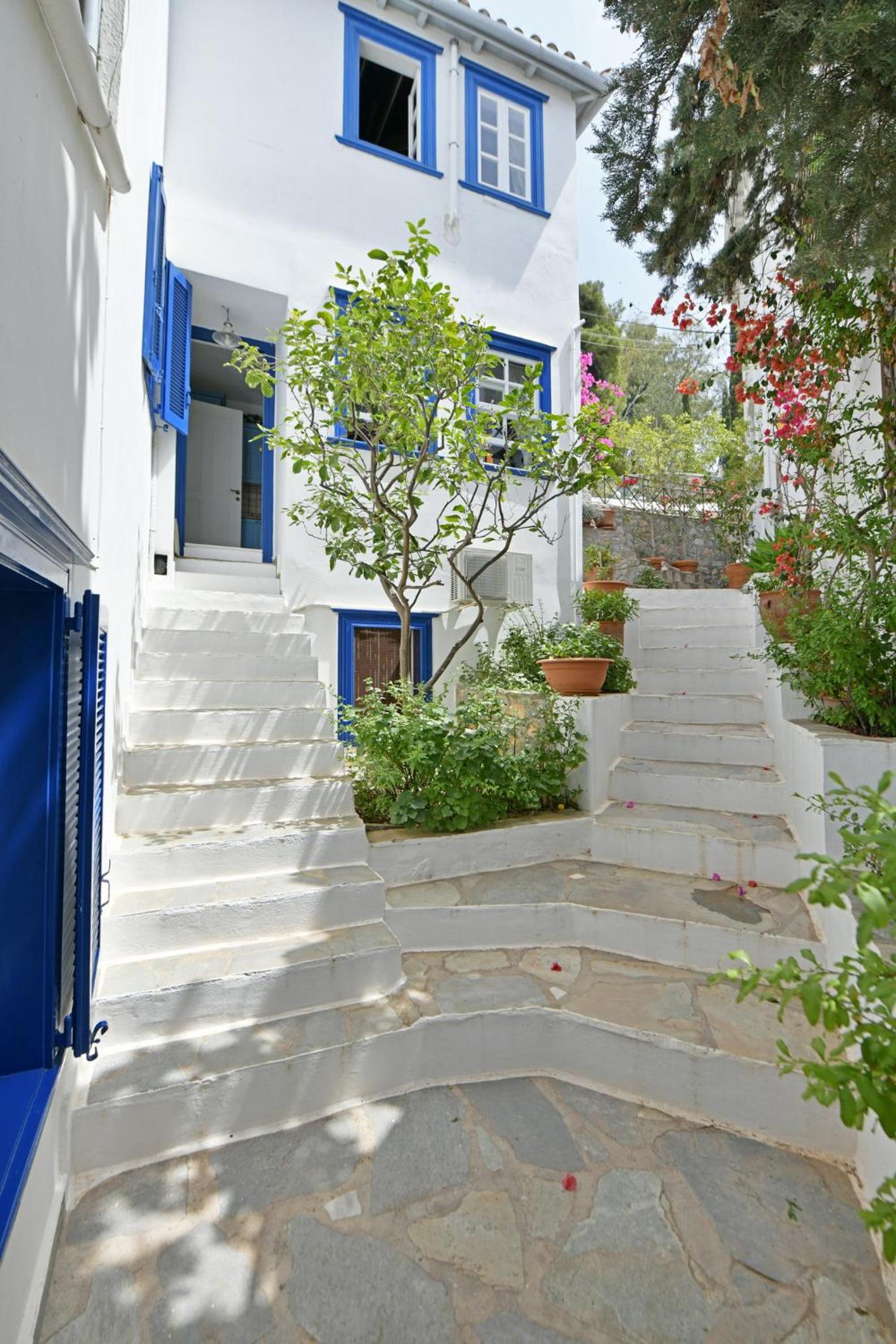 Avlaki Haven Studio view 2
