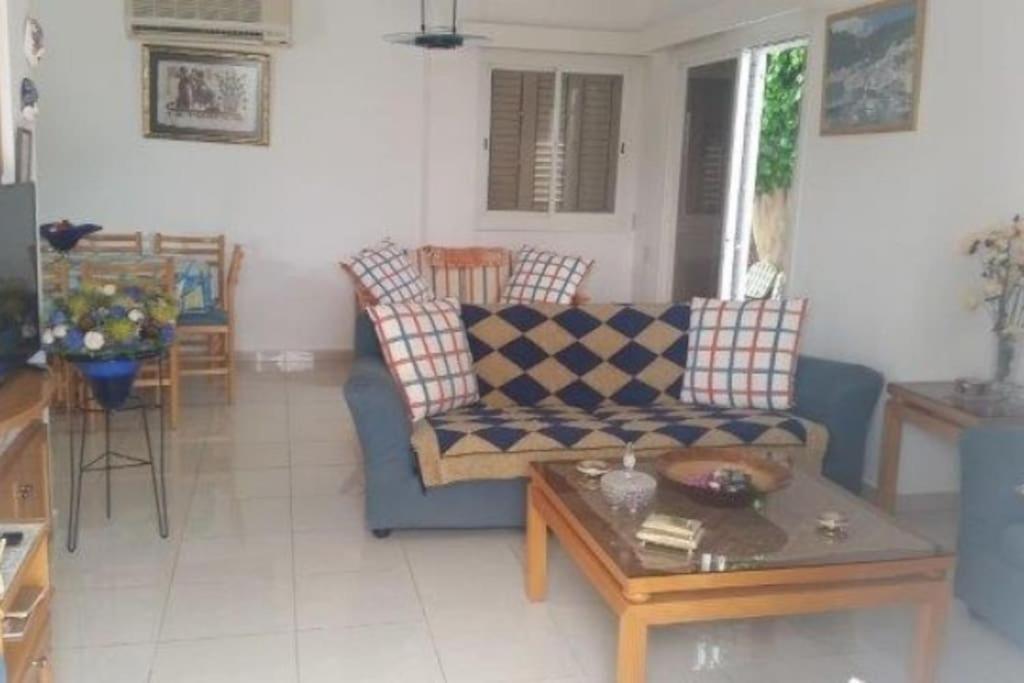 3-Bedroom House Near the Beach