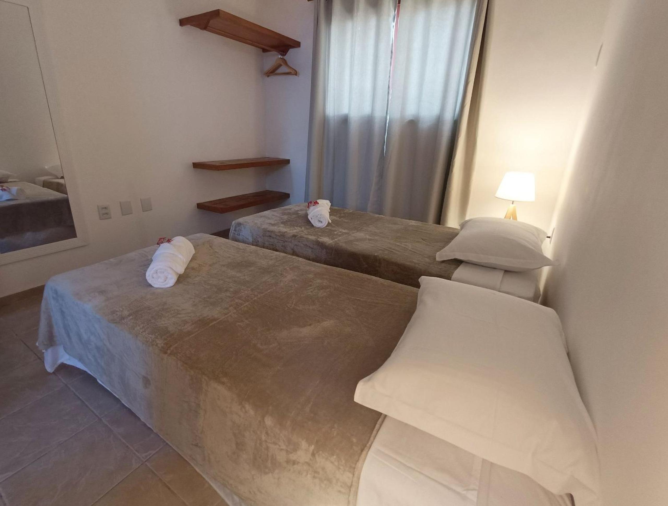Stay in Style: Central Pipa Townhouse with Ocean View