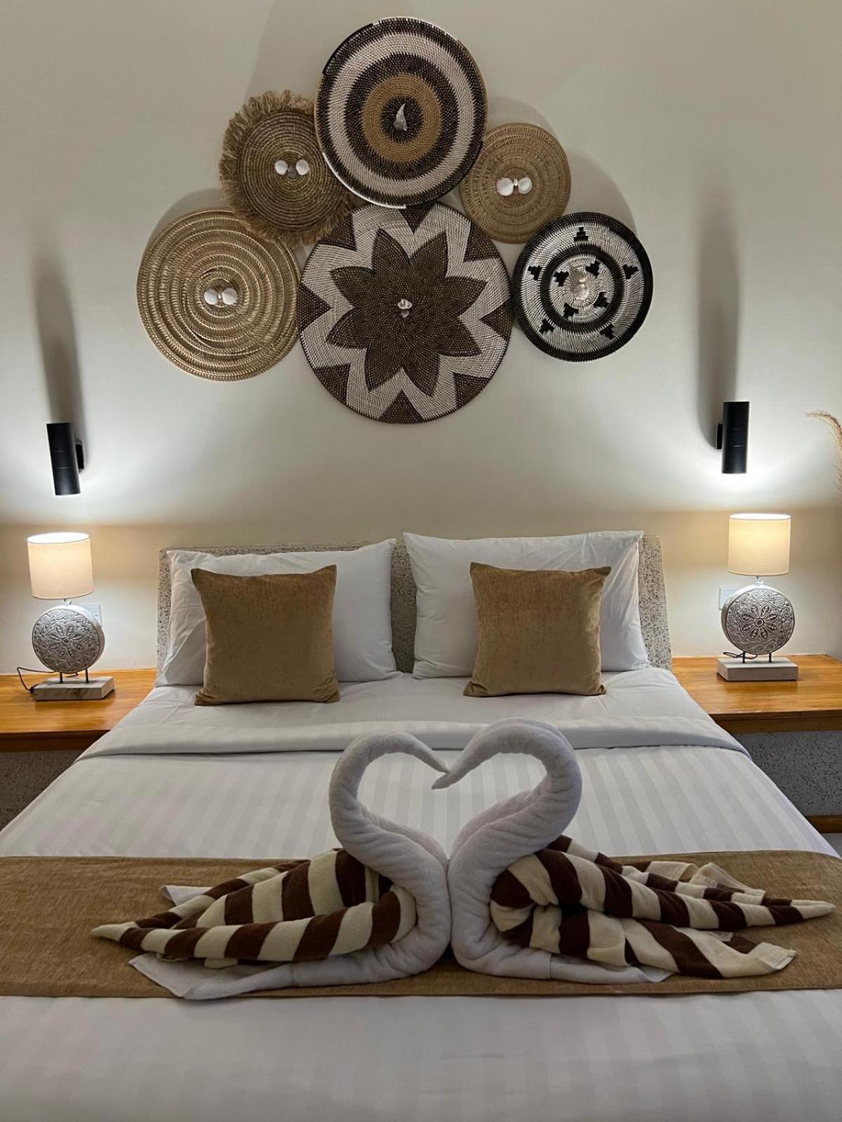 Tanis Village - Luxury Villas view 4