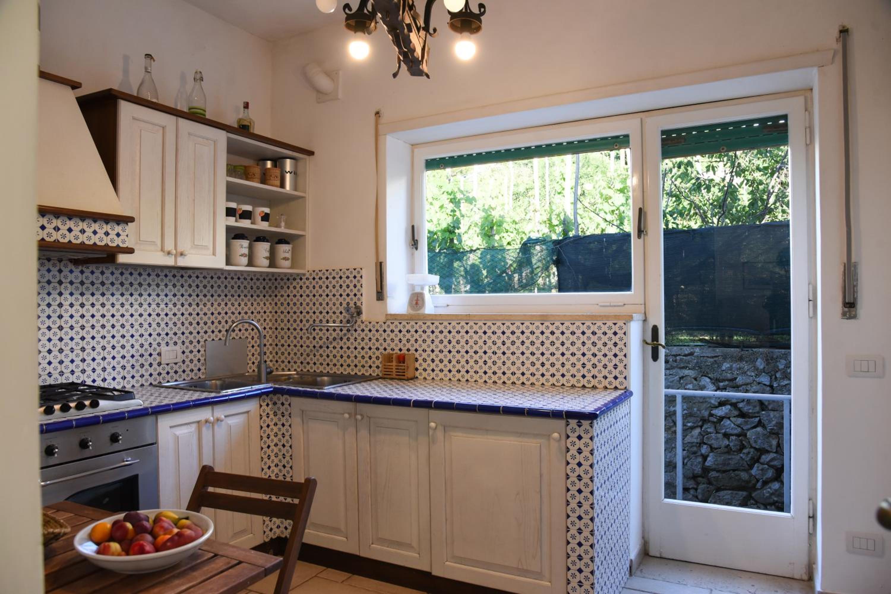 VILLA CAVA by Capri Property view 5