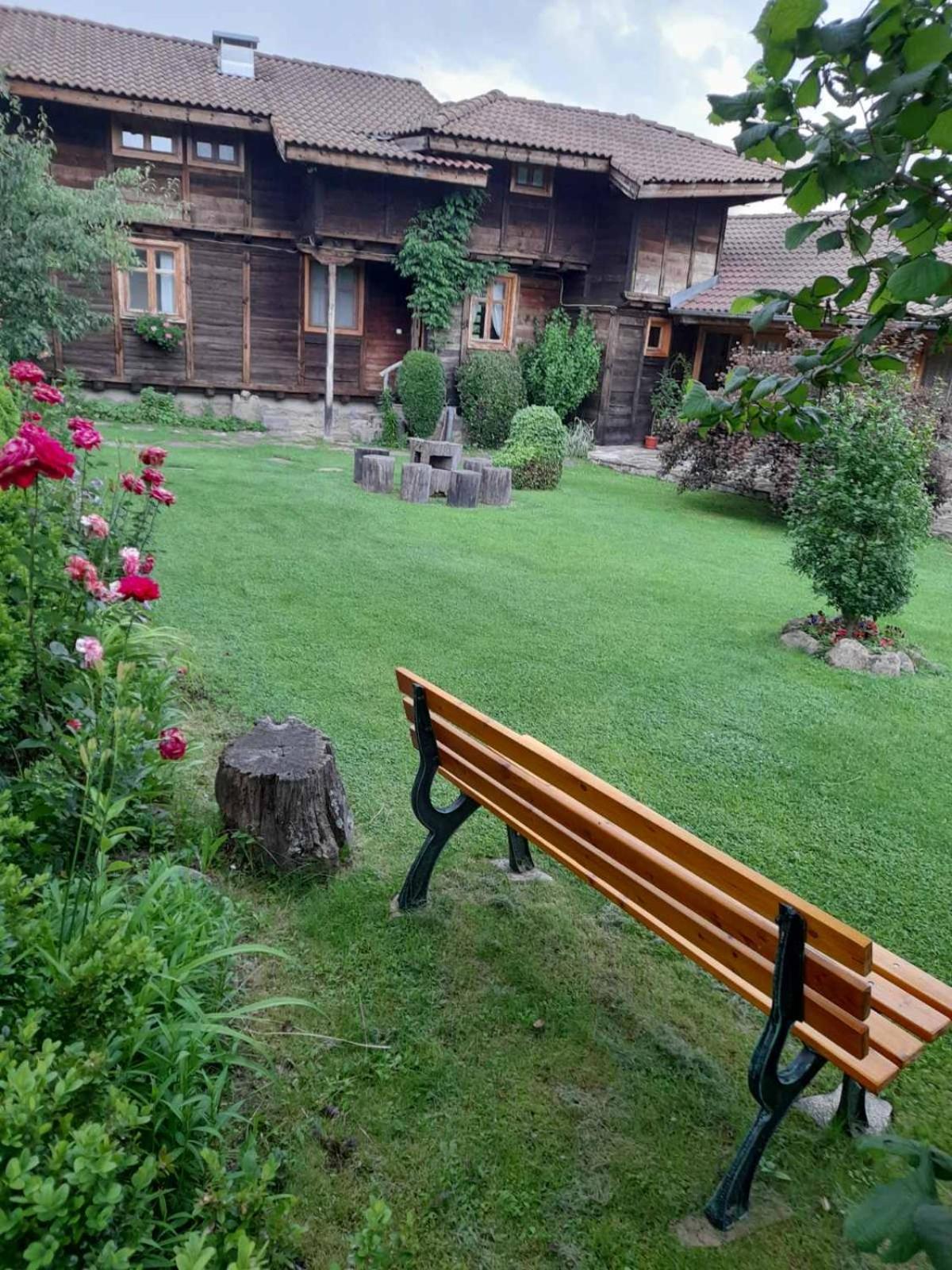 Kandaphery Guest Houses