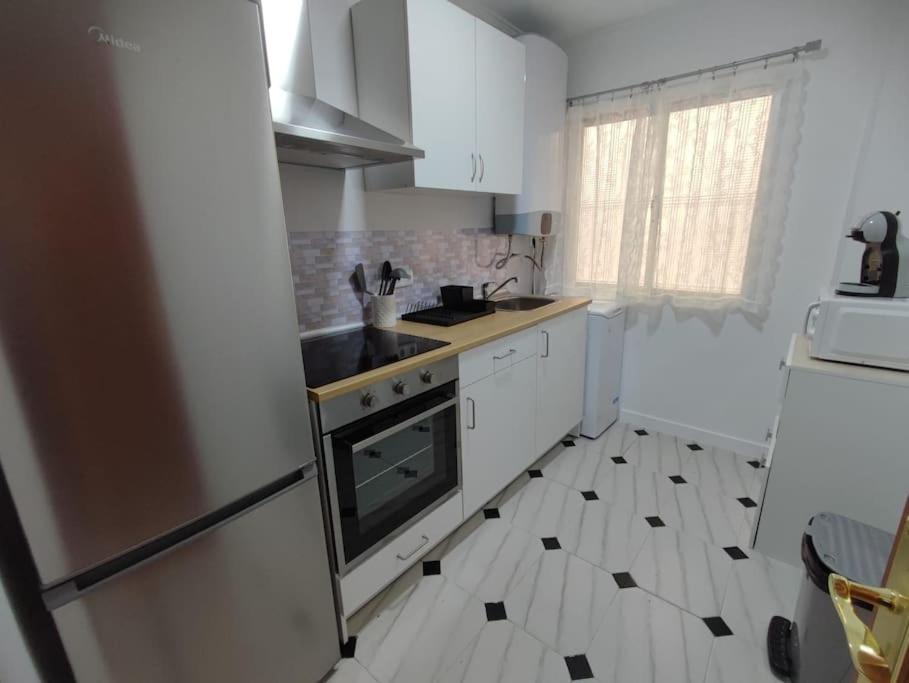 Cozy flat near El Palo Beach - Bosque