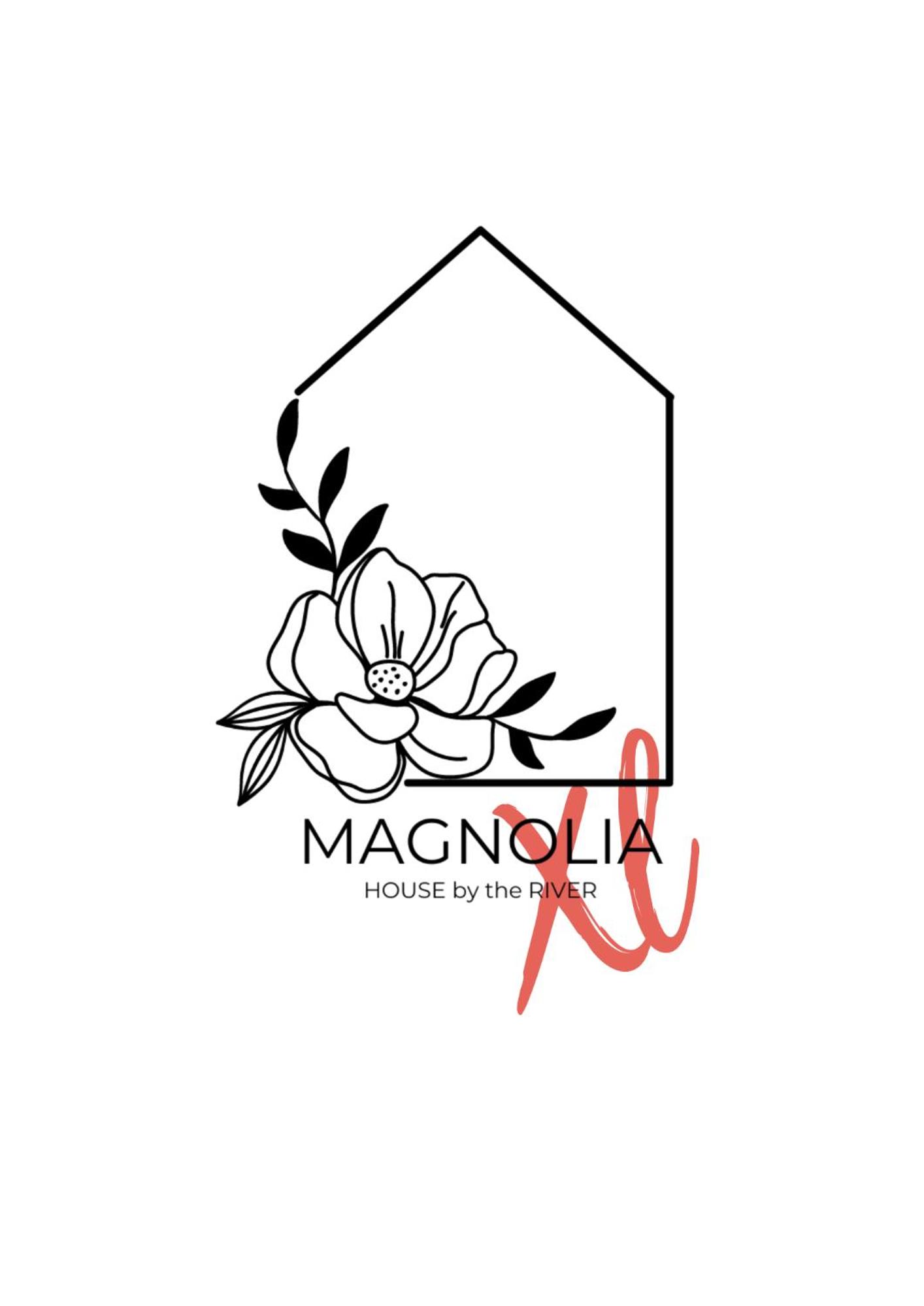 MAGNOLIA HOUSE by the RIVER XL view 5