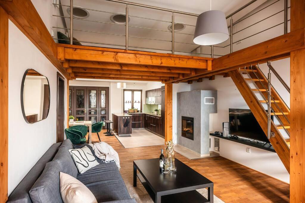3BR 2,5Bath Luxurious BIG Family Penthouse & VIEWS