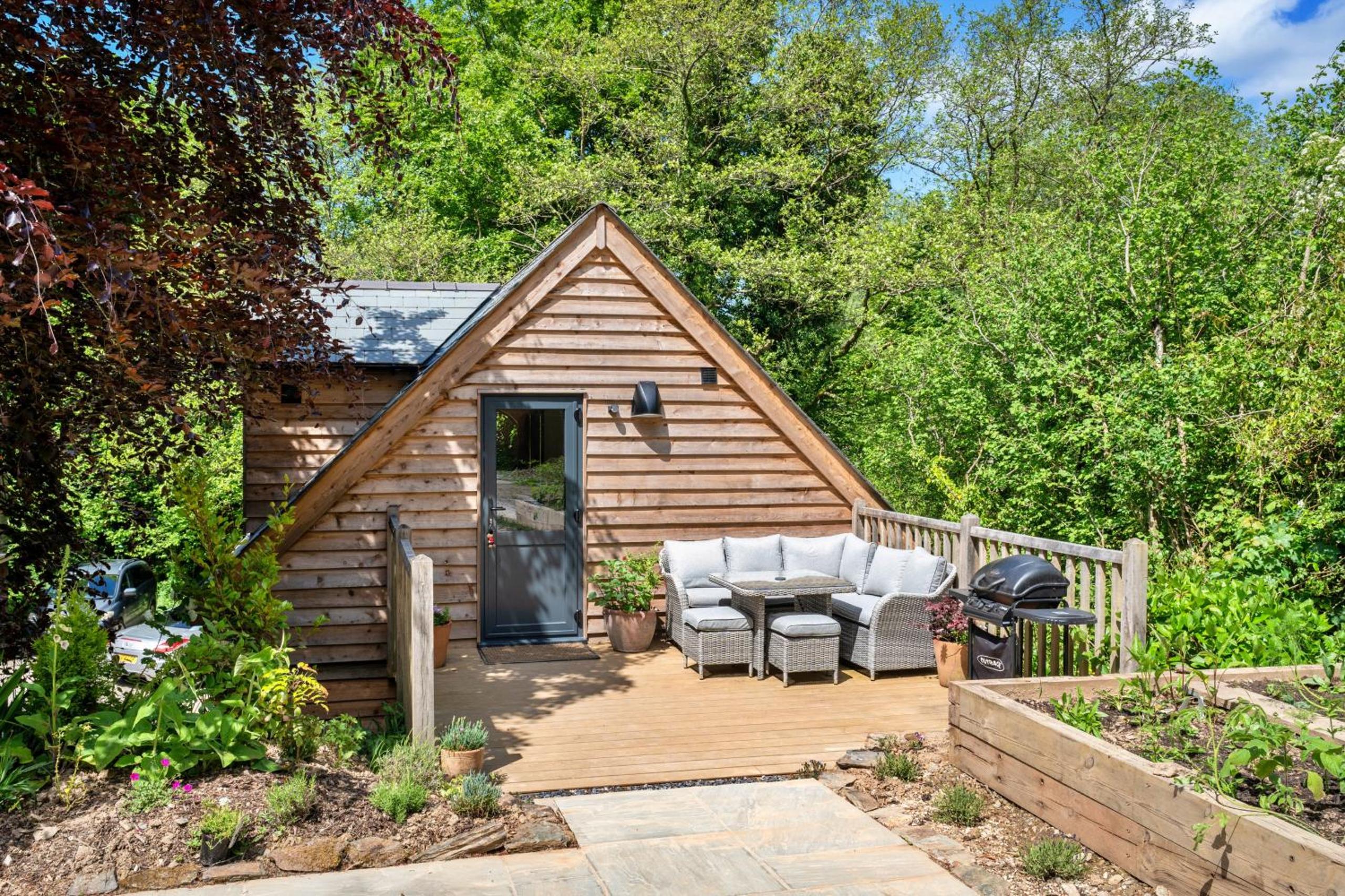 Finest Retreats - Dingles Farm Annexe view 2