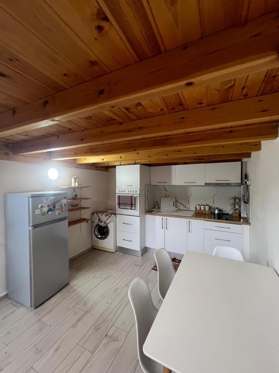 Dario's Loft in central Vlora City.
